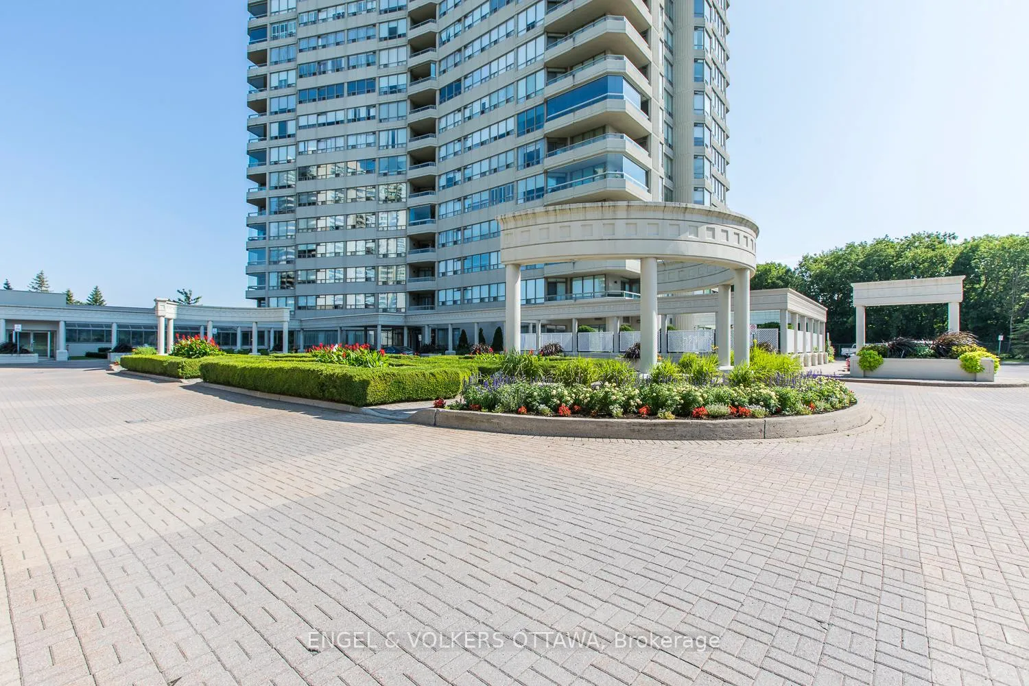 Photo 33 of Unit 802, 1480 Riverside Drive, Ottawa, Riverview Park — HOMEH