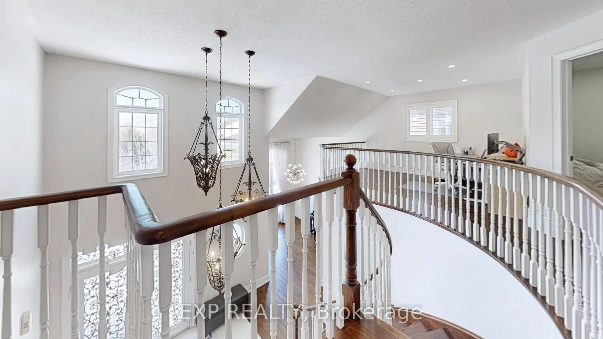 Photo 11 of 71 Golden Meadow Drive, Markham, Wismer — HOMEH