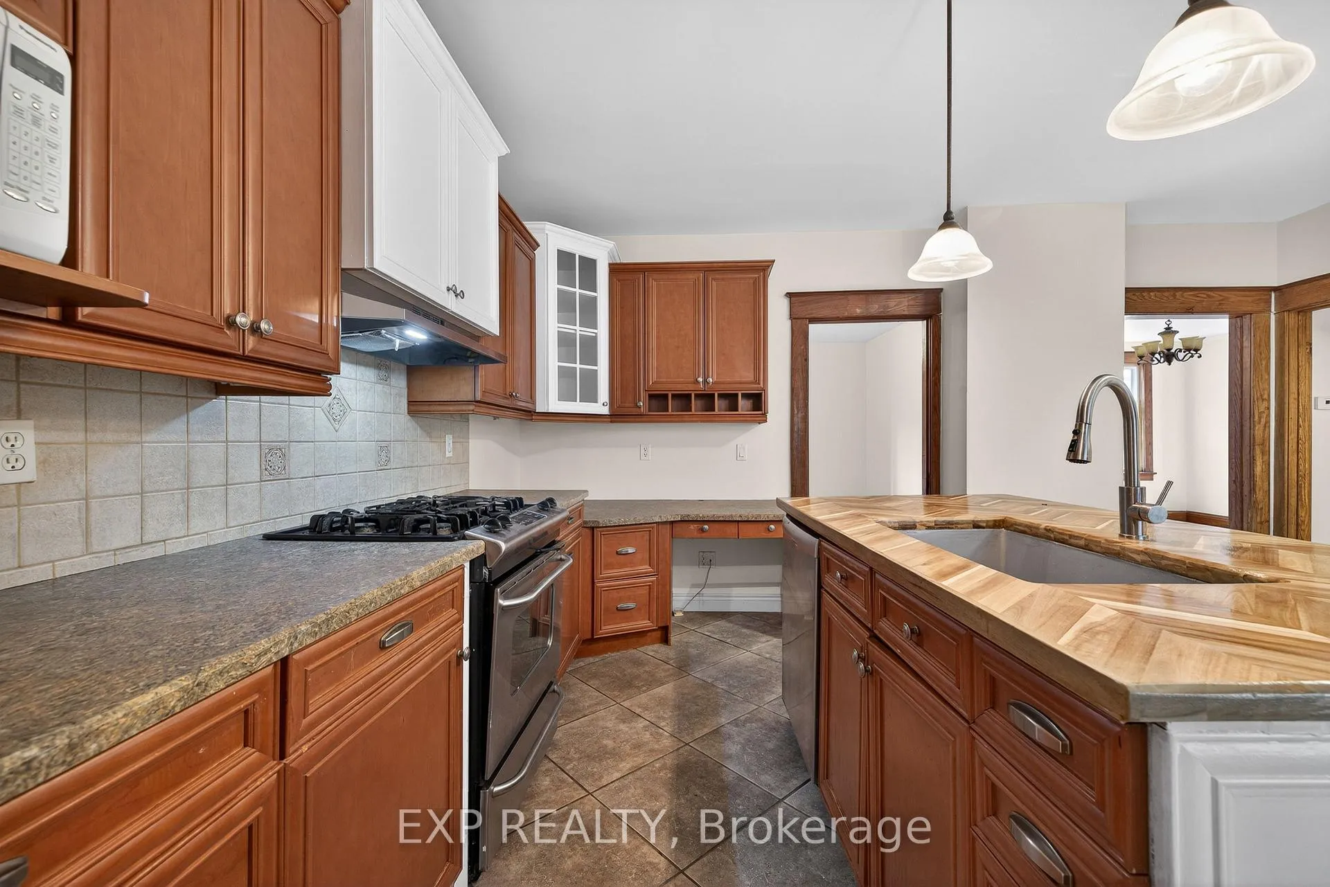 Photo 6 of 48 Stirling Avenue N, Kitchener — HOMEH