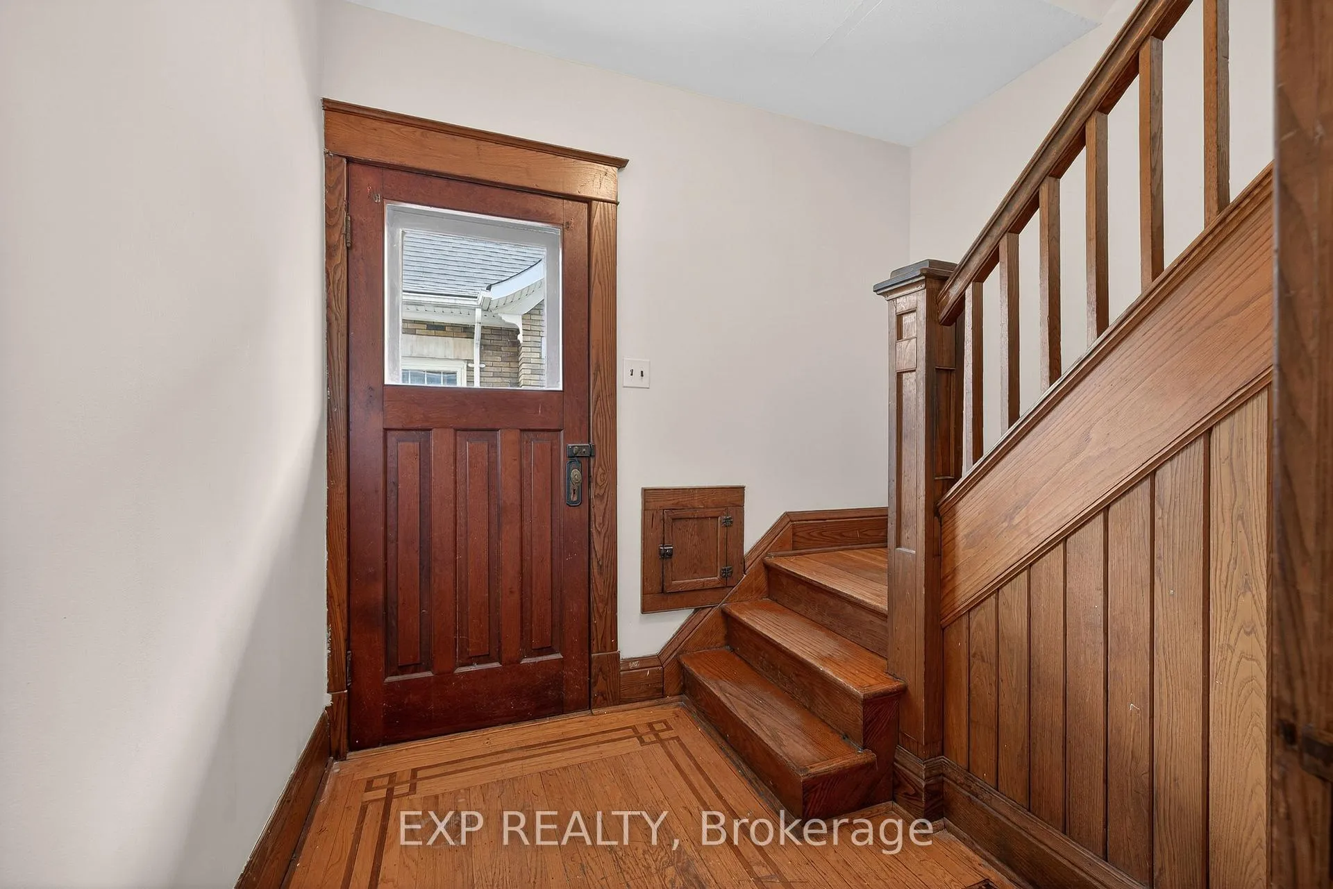 Photo 16 of 48 Stirling Avenue N, Kitchener — HOMEH