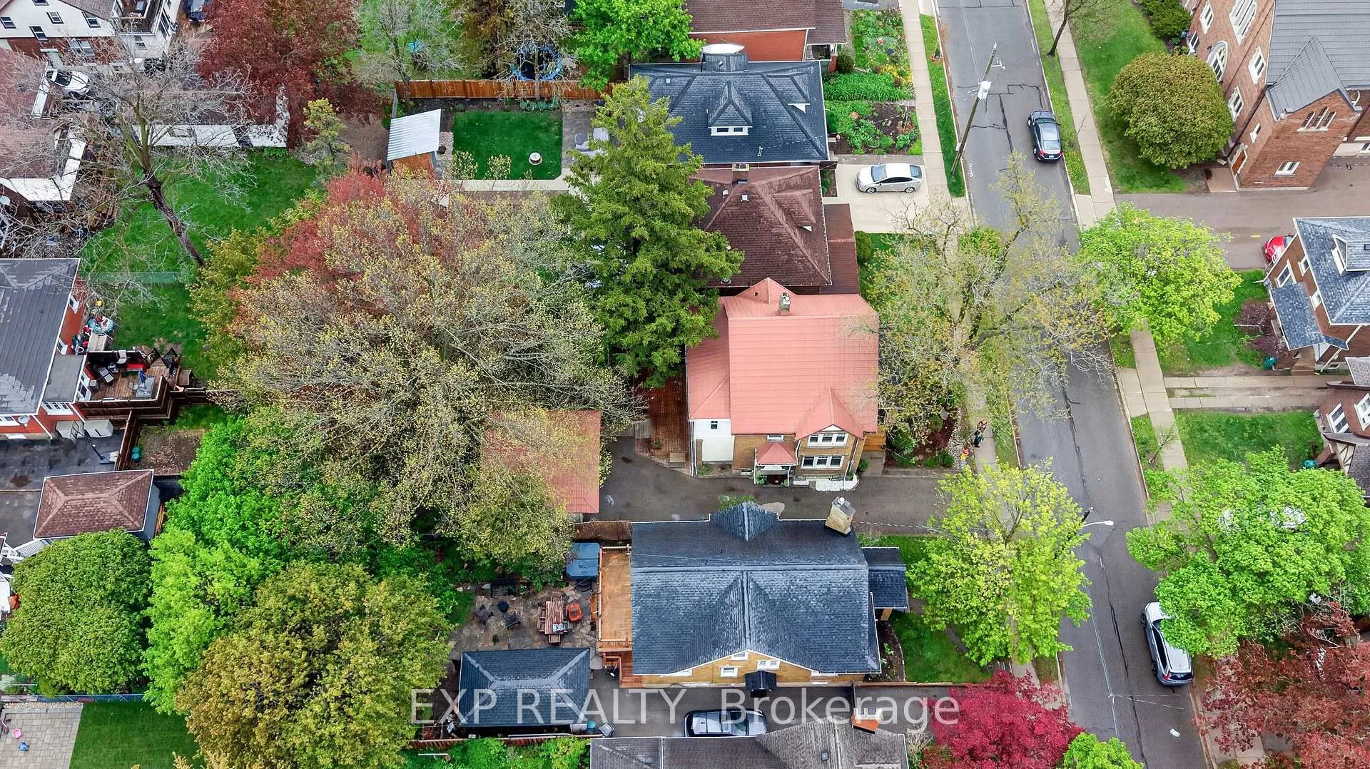 Photo 40 of 48 Stirling Avenue N, Kitchener — HOMEH