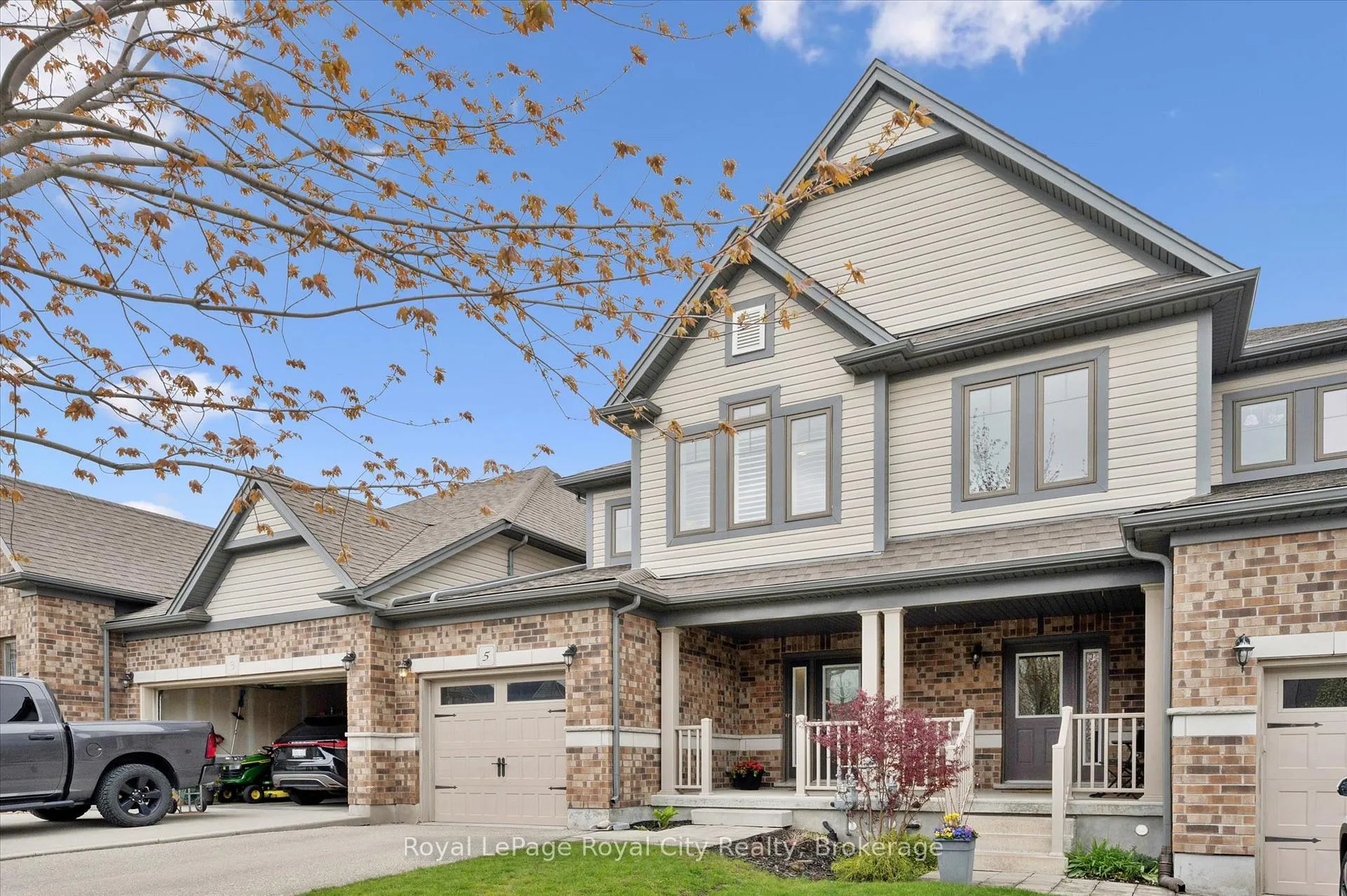 Photo 3 of 5 Sandybay Avenue, Kitchener, Idlewood/Lackner Woods — HOMEH
