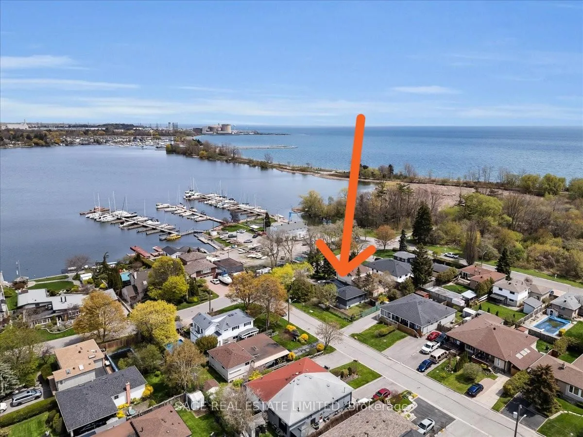 Photo 22 of 664 Breezy Drive, Pickering, West Shore — HOMEH