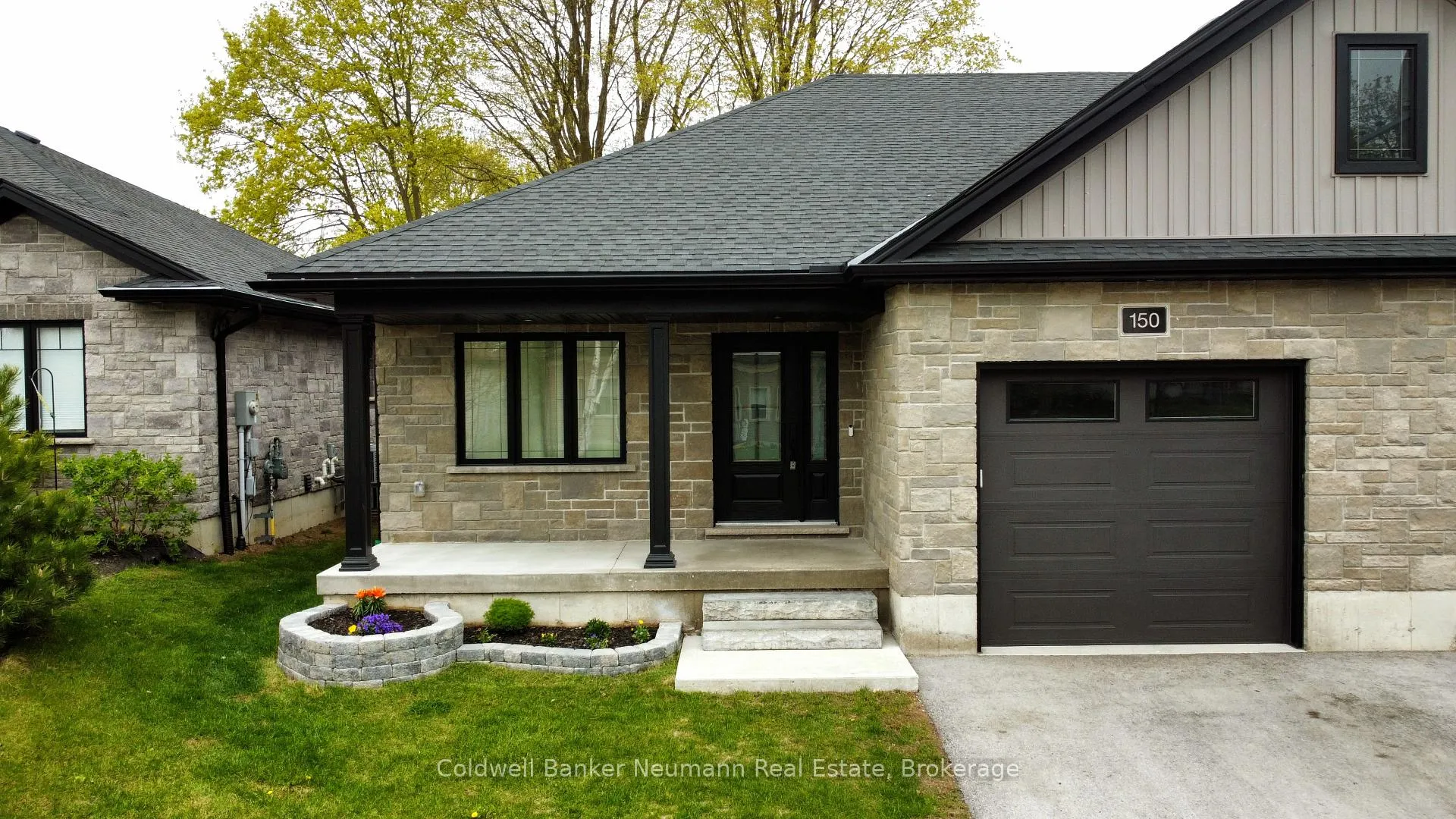 Photo 2 of 150 Durham Road W, West Grey — HOMEH