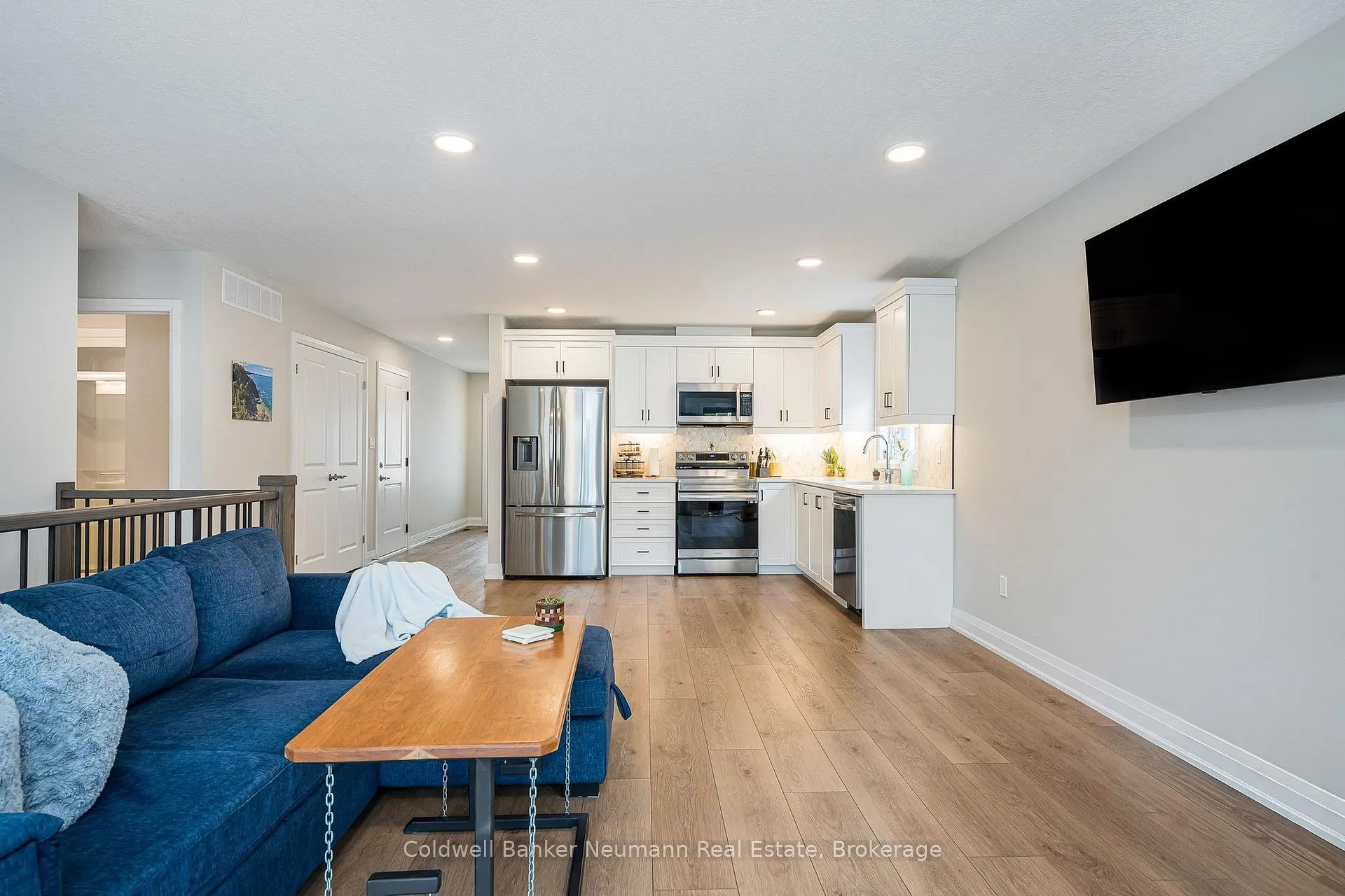 Photo 14 of 150 Durham Road W, West Grey — HOMEH