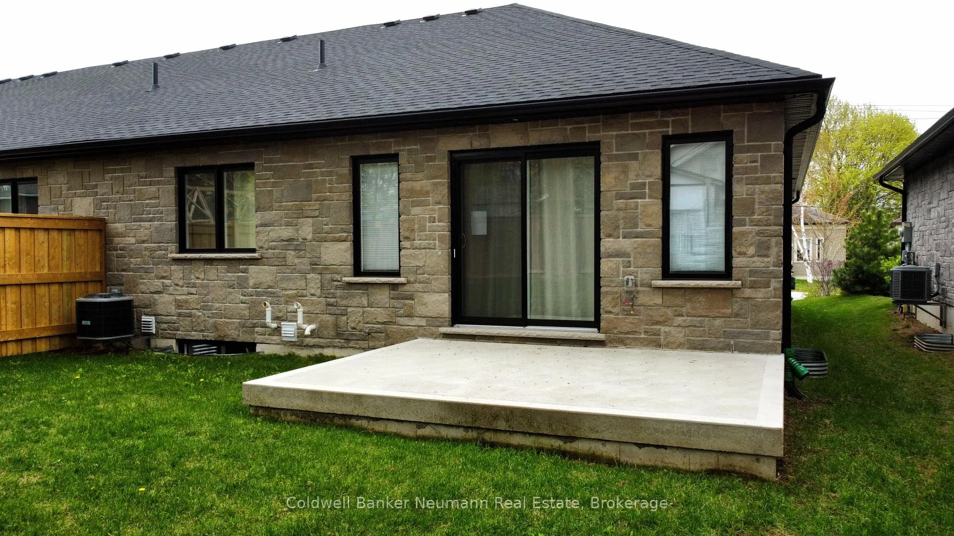 Photo 35 of 150 Durham Road W, West Grey — HOMEH