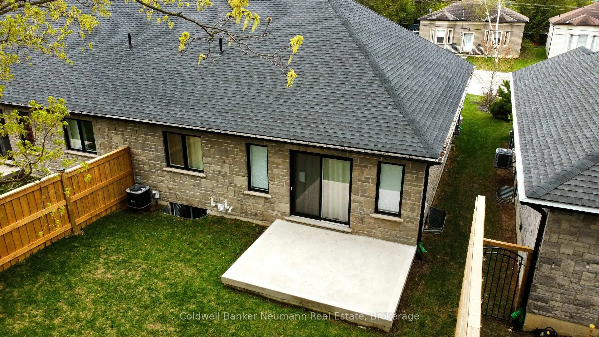 Photo 38 of 150 Durham Road W, West Grey — HOMEH
