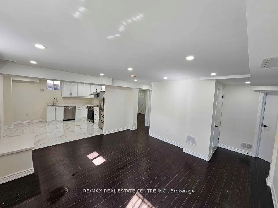Photo 2 of Unit Basemen, 238 Rowe Terrace, Milton, Scott — HOMEH