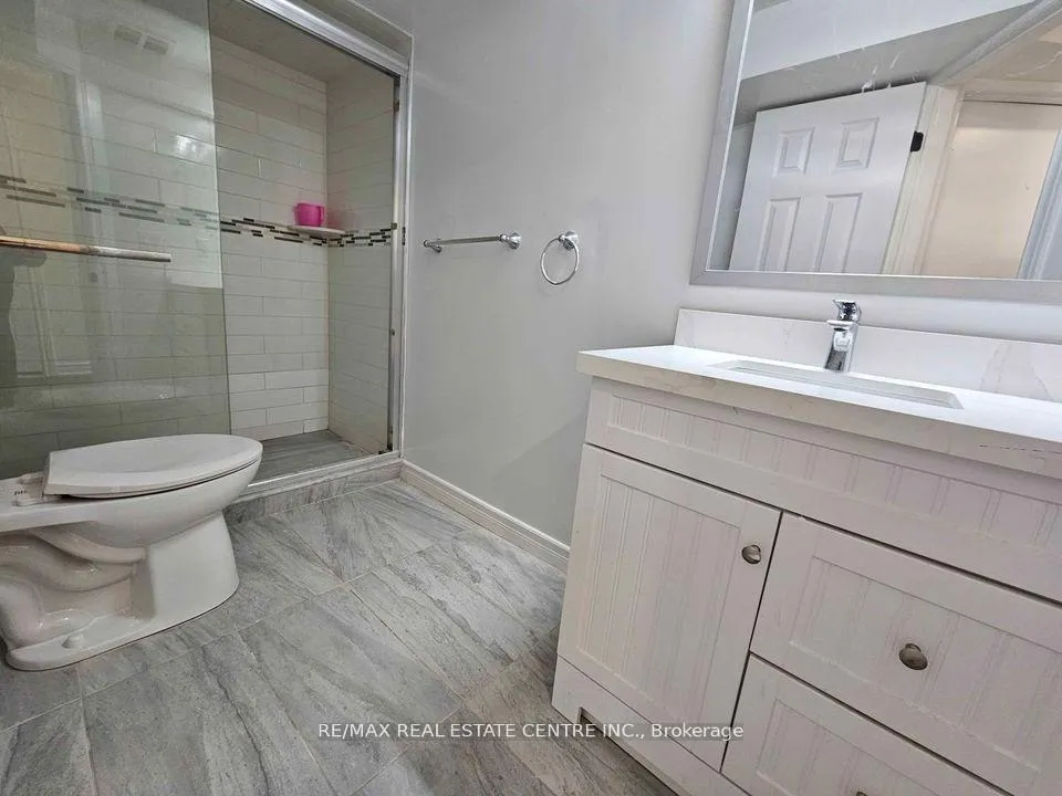 Photo 3 of Unit Basemen, 238 Rowe Terrace, Milton, Scott — HOMEH