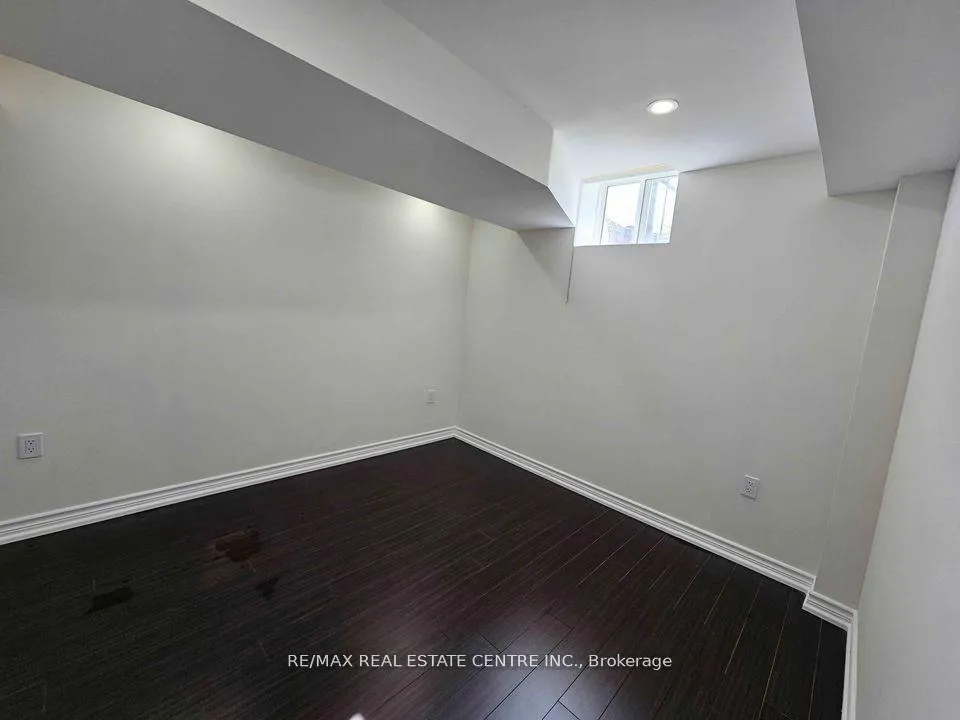 Photo 5 of Unit Basemen, 238 Rowe Terrace, Milton, Scott — HOMEH