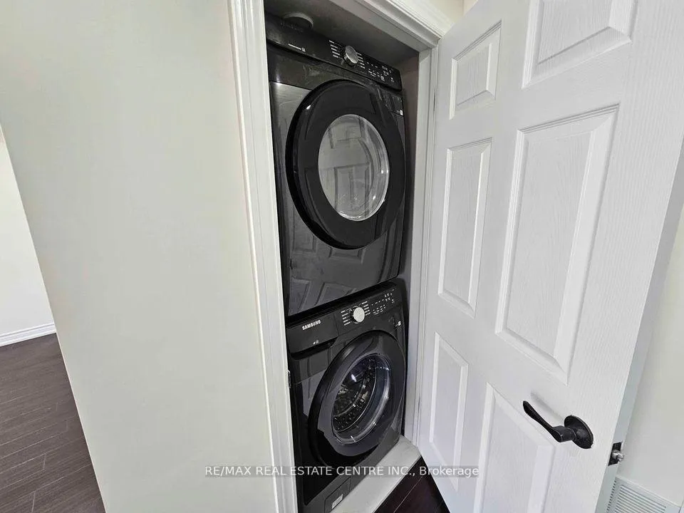 Photo 9 of Unit Basemen, 238 Rowe Terrace, Milton, Scott — HOMEH
