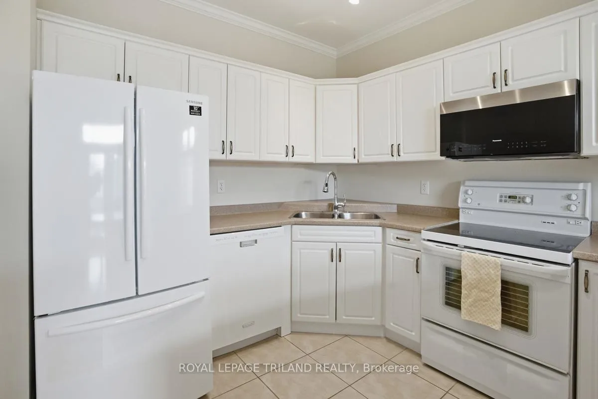 Photo 11 of Unit 43, 18 Cadeau Terrace, London, South A — HOMEH