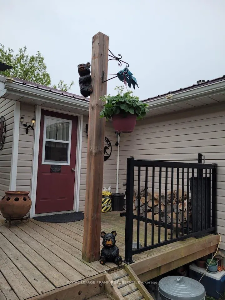 Photo 3 of 56 Oakdene Crescent, Kawartha Lakes, Little Britain — HOMEH