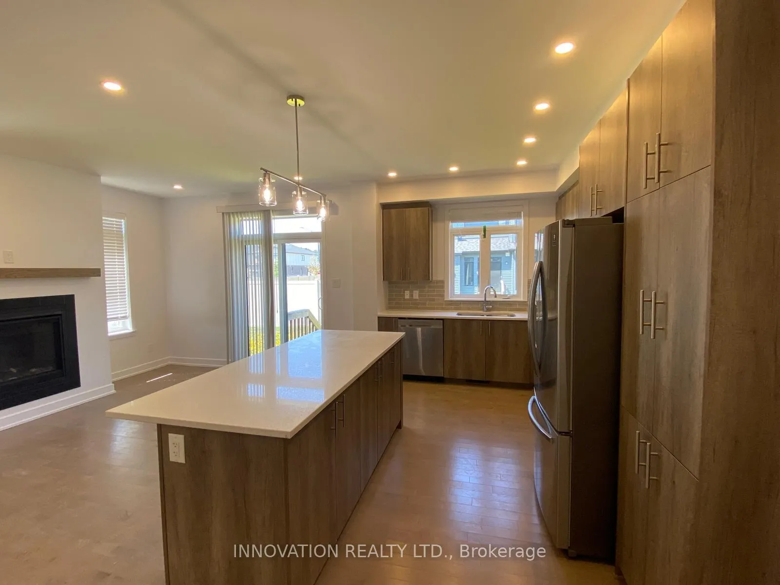 Photo 11 of 223 Zinnia Way, Ottawa, Riverside South/Gloucester Glen — HOMEH