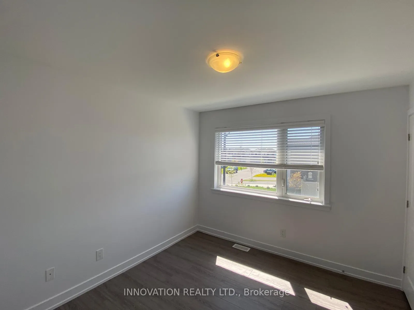 Photo 16 of 223 Zinnia Way, Ottawa, Riverside South/Gloucester Glen — HOMEH