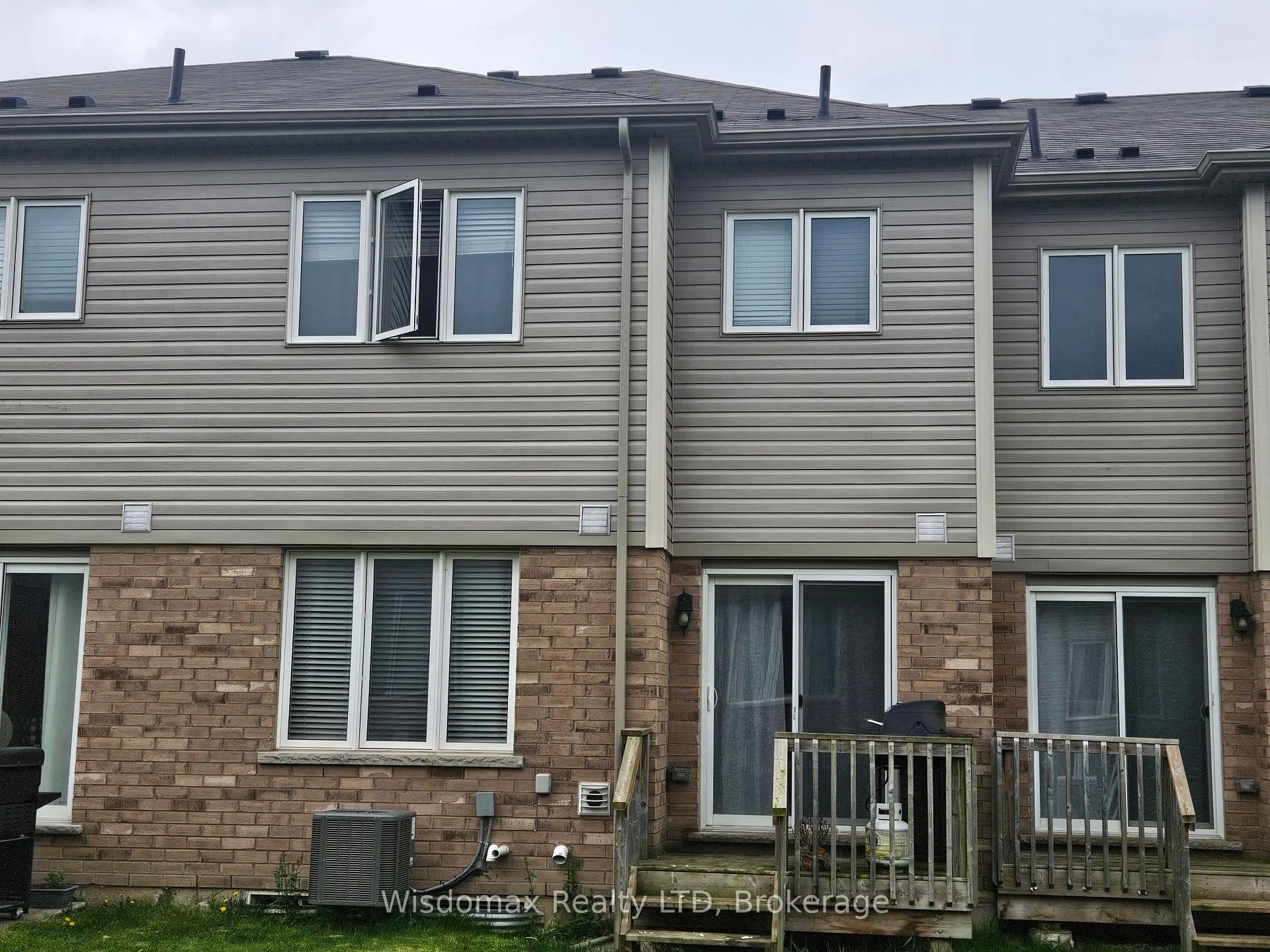 Photo 21 of 7767 White Pine Crescent, Niagara Falls, Brown — HOMEH