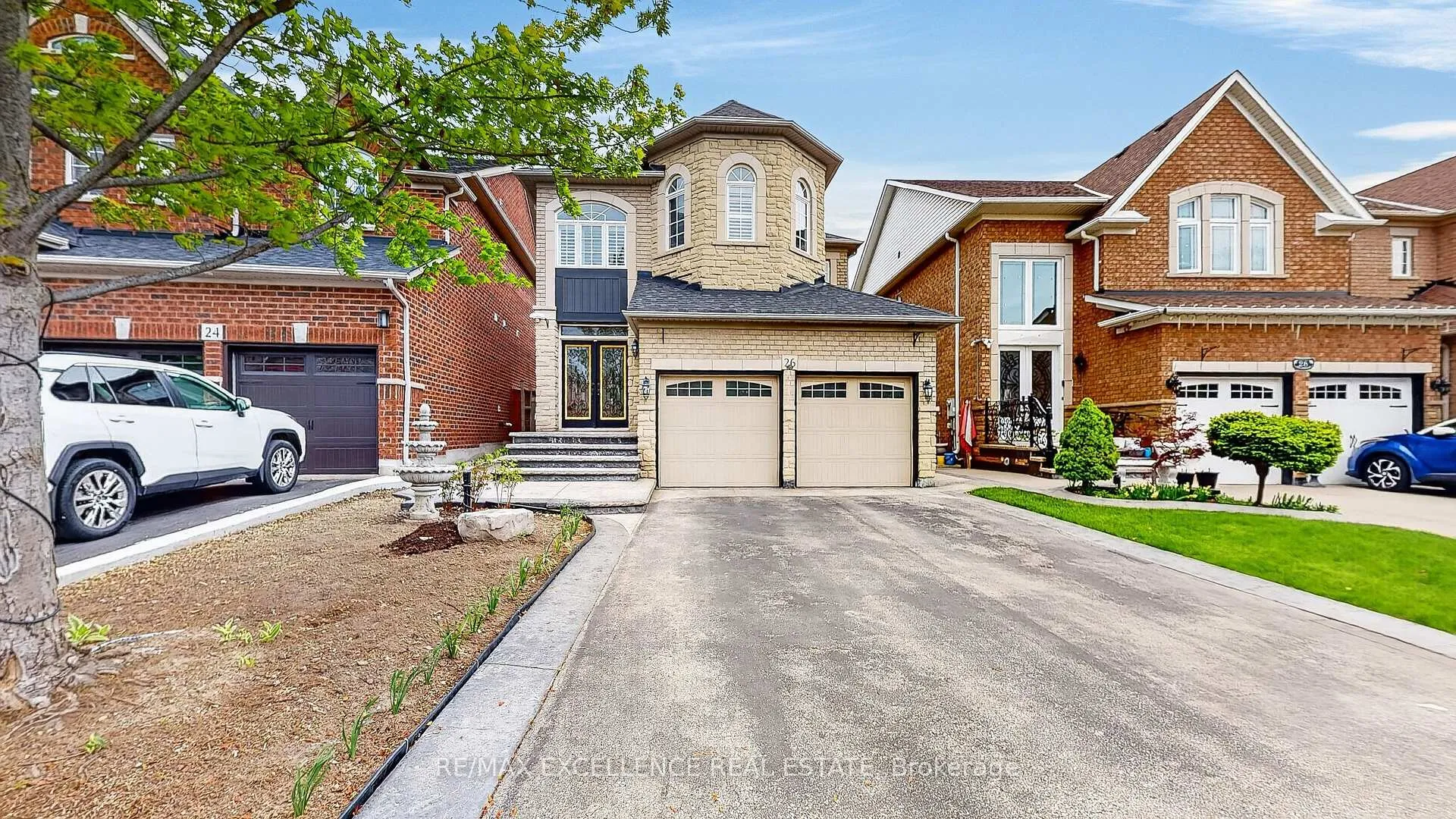Front of 26 Blue Diamond Drive