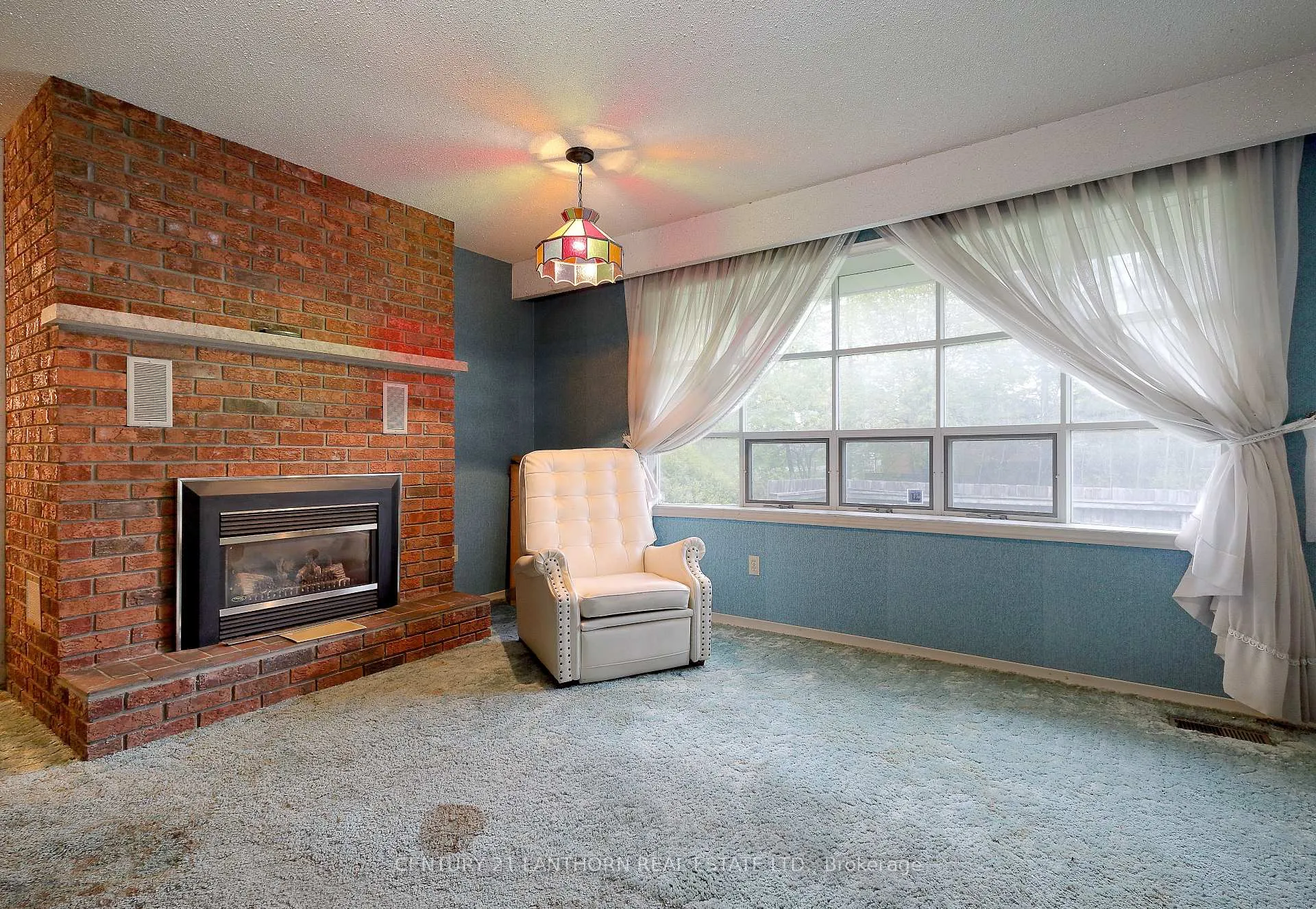 Photo 11 of 37 Maple Drive, Belleville, Belleville Ward — HOMEH