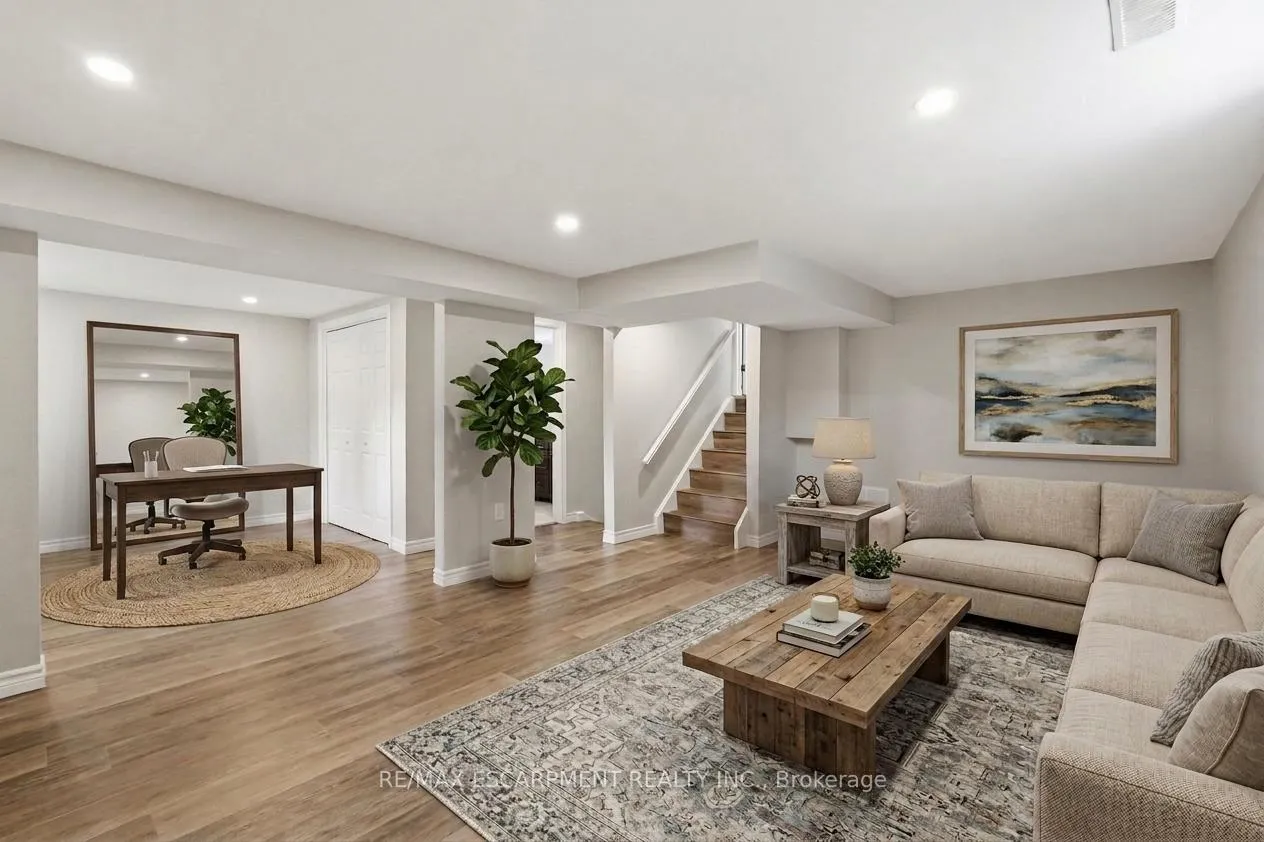 Photo 28 of 300 Eaglewood Drive, Hamilton, Eleanor — HOMEH
