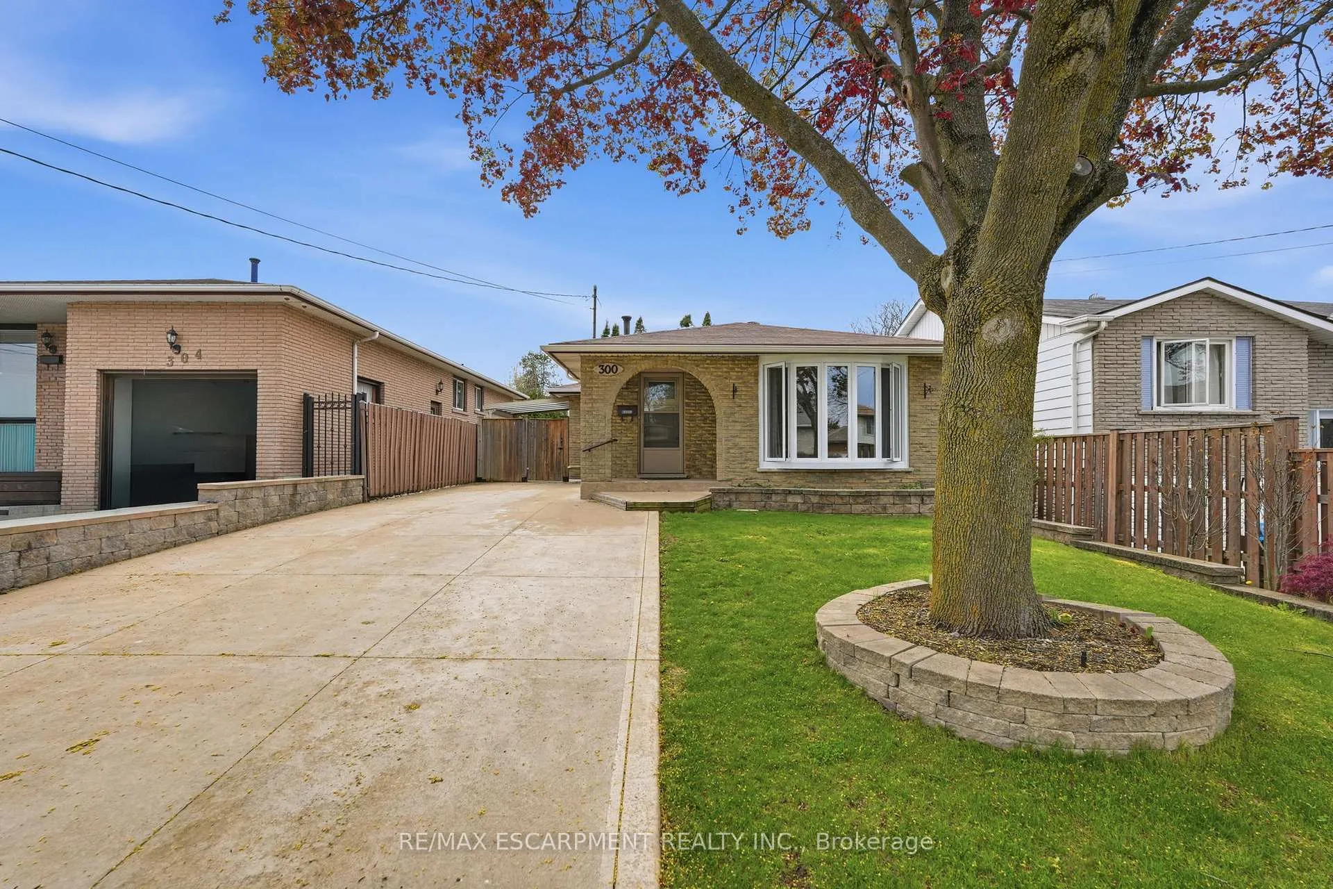 Photo 43 of 300 Eaglewood Drive, Hamilton, Eleanor — HOMEH