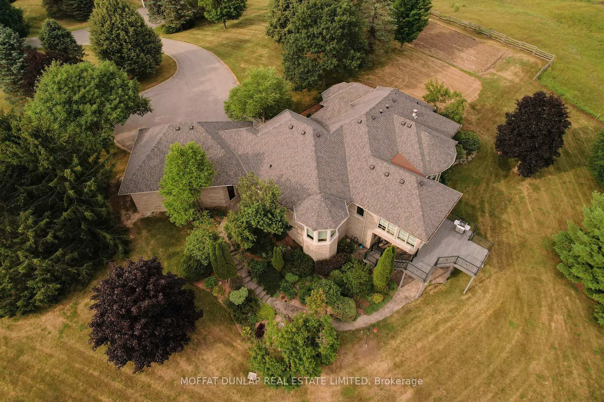 Photo 12 of 8575 Patterson Side Road, Caledon, Rural Caledon — HOMEH