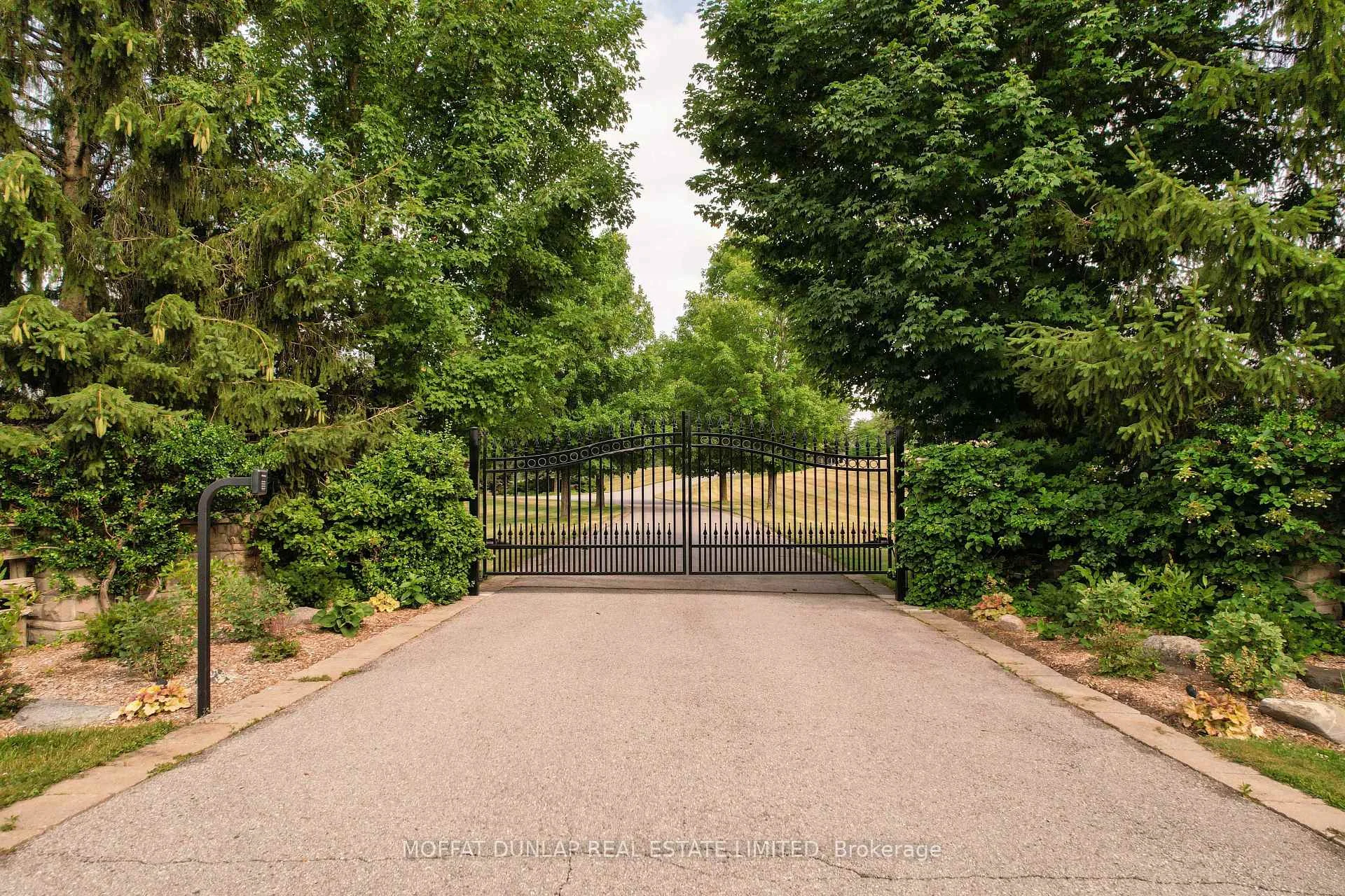 Photo 14 of 8575 Patterson Side Road, Caledon, Rural Caledon — HOMEH