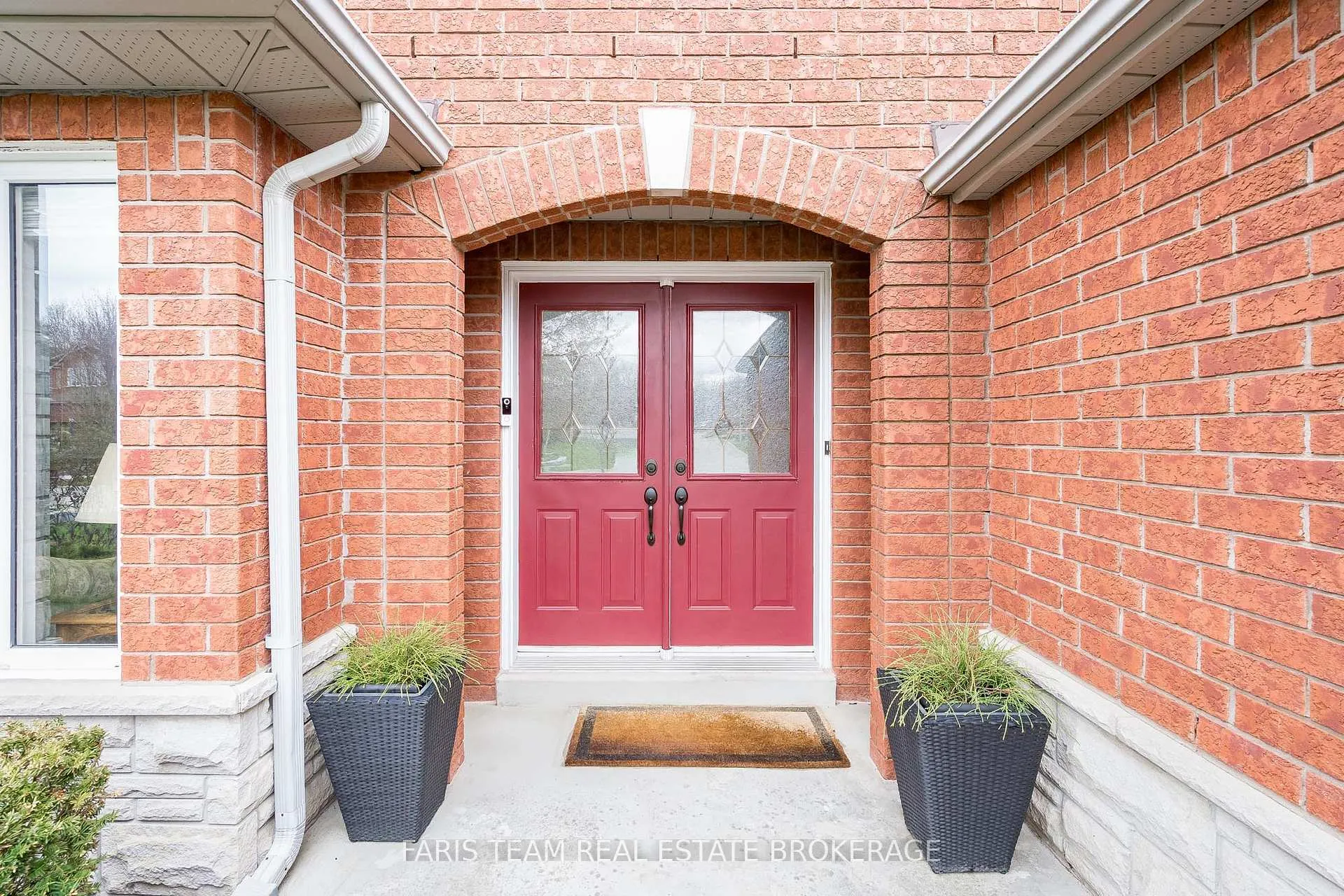 Photo 3 of 14 Bluewater Trail, Barrie, Bayshore — HOMEH
