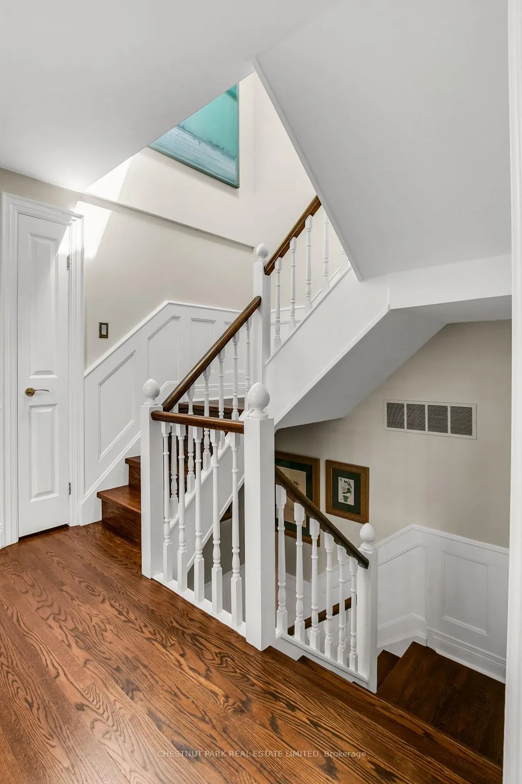 Photo 18 of 52 Maple Avenue, Toronto, Rosedale-Moore Park — HOMEH