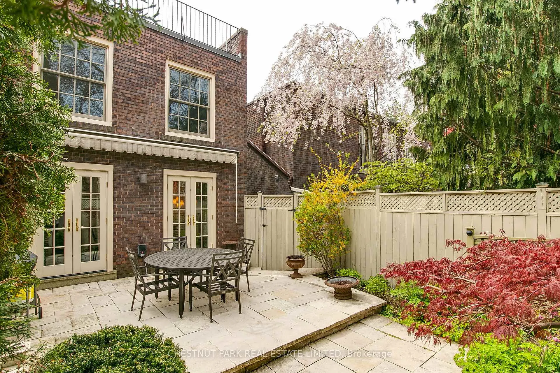 Photo 44 of 52 Maple Avenue, Toronto, Rosedale-Moore Park — HOMEH