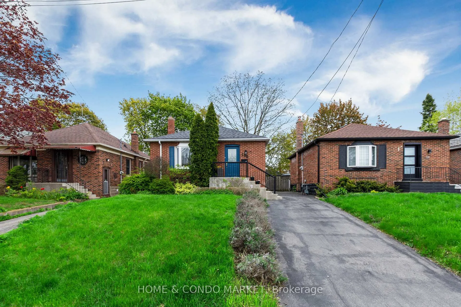 Photo 2 of 128 Bond Street N, Hamilton, Westdale — HOMEH