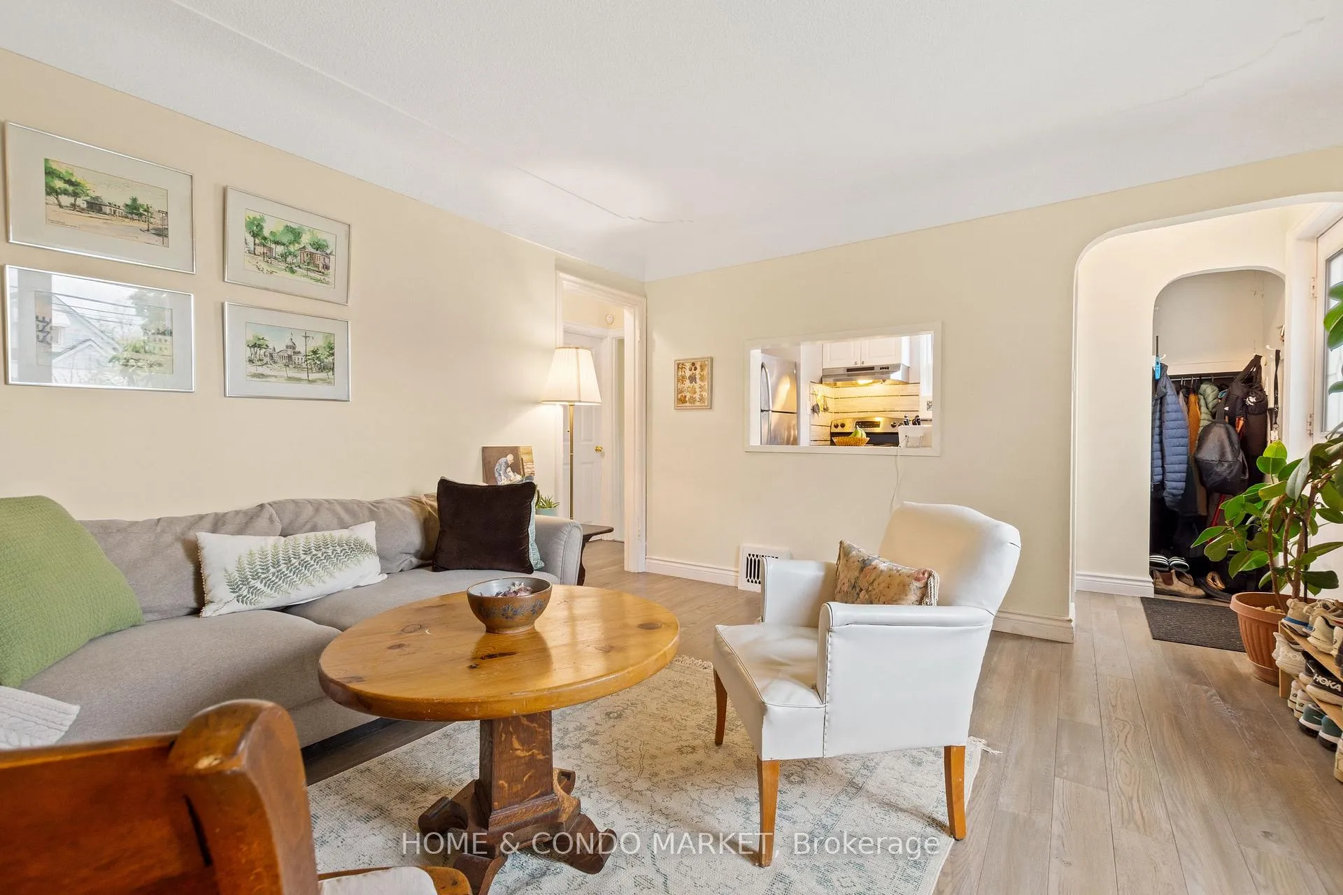 Photo 6 of 128 Bond Street N, Hamilton, Westdale — HOMEH