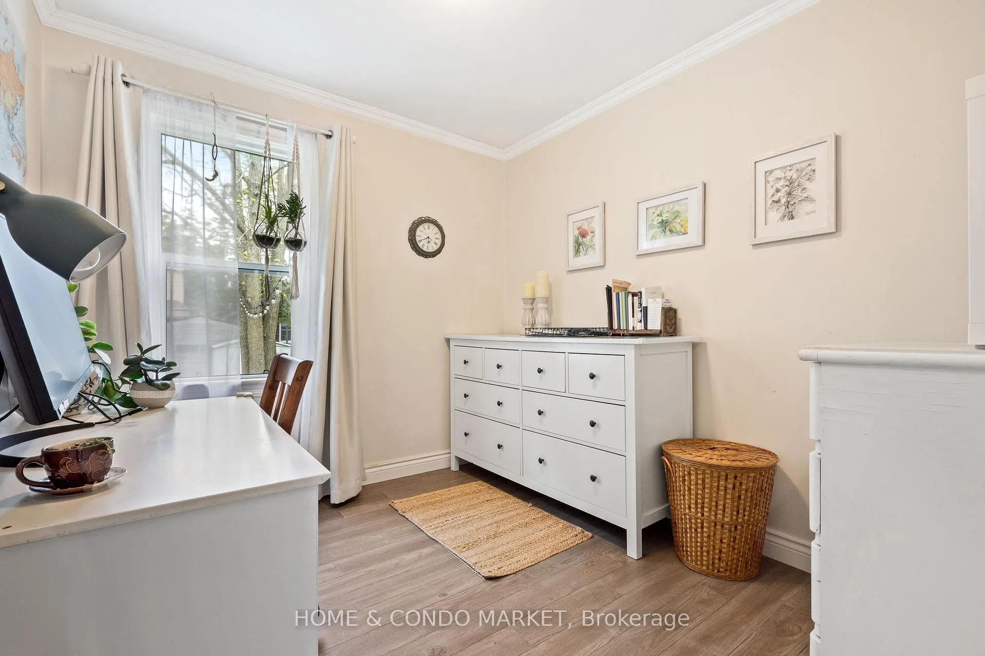 Photo 12 of 128 Bond Street N, Hamilton, Westdale — HOMEH