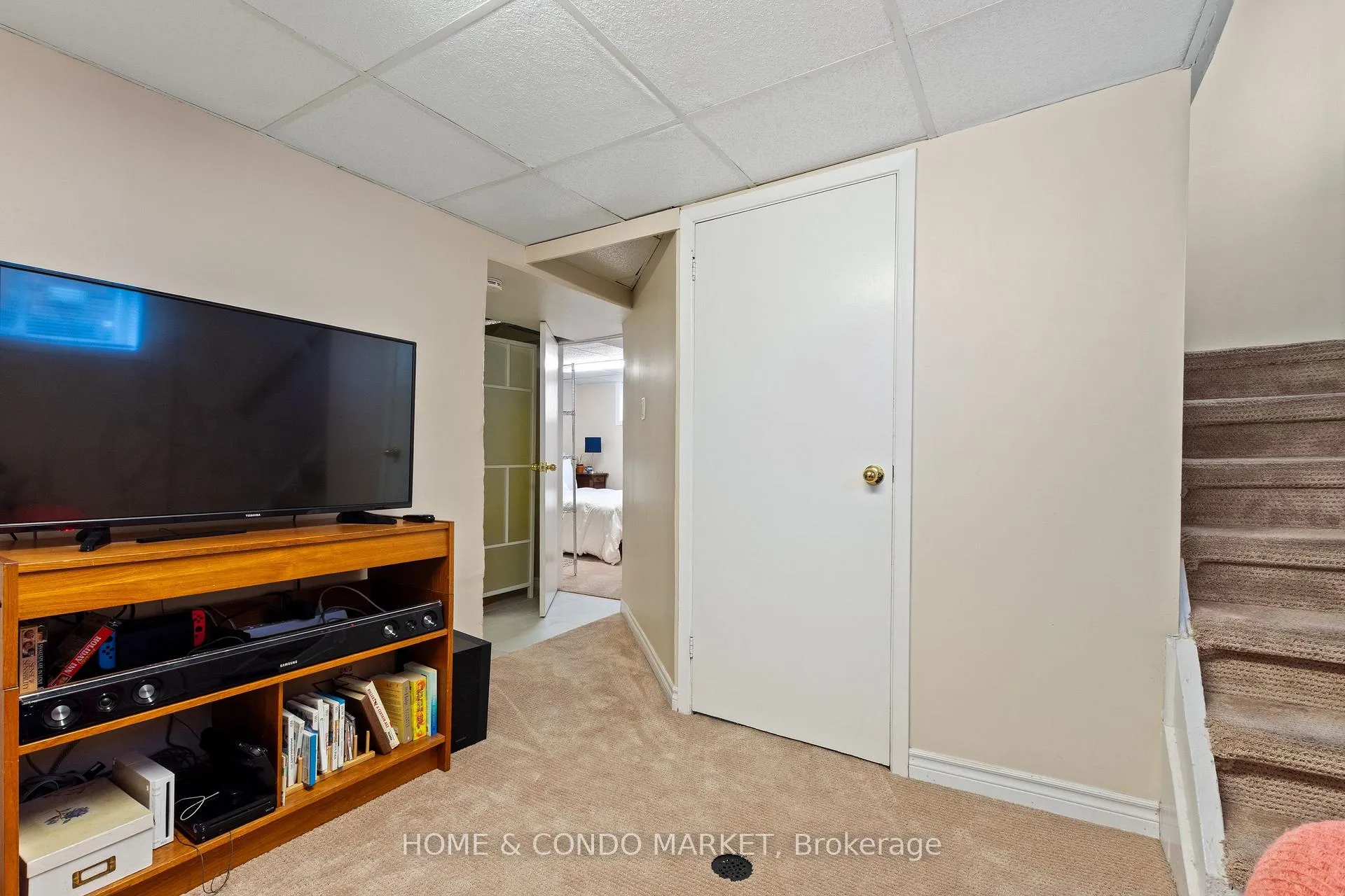Photo 16 of 128 Bond Street N, Hamilton, Westdale — HOMEH