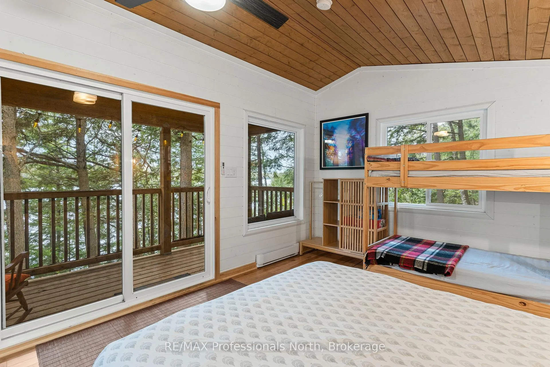 Photo 18 of 1201 Trellis Trail, Minden Hills, Lutterworth — HOMEH