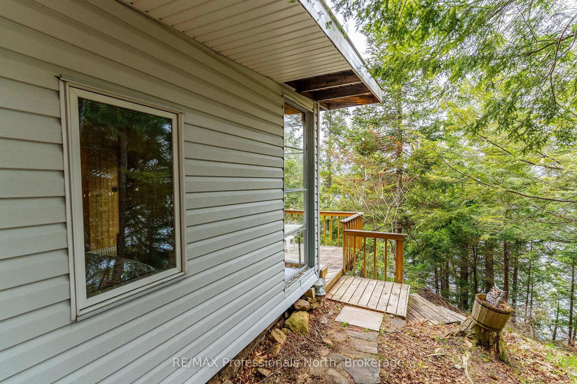 Photo 21 of 1201 Trellis Trail, Minden Hills, Lutterworth — HOMEH