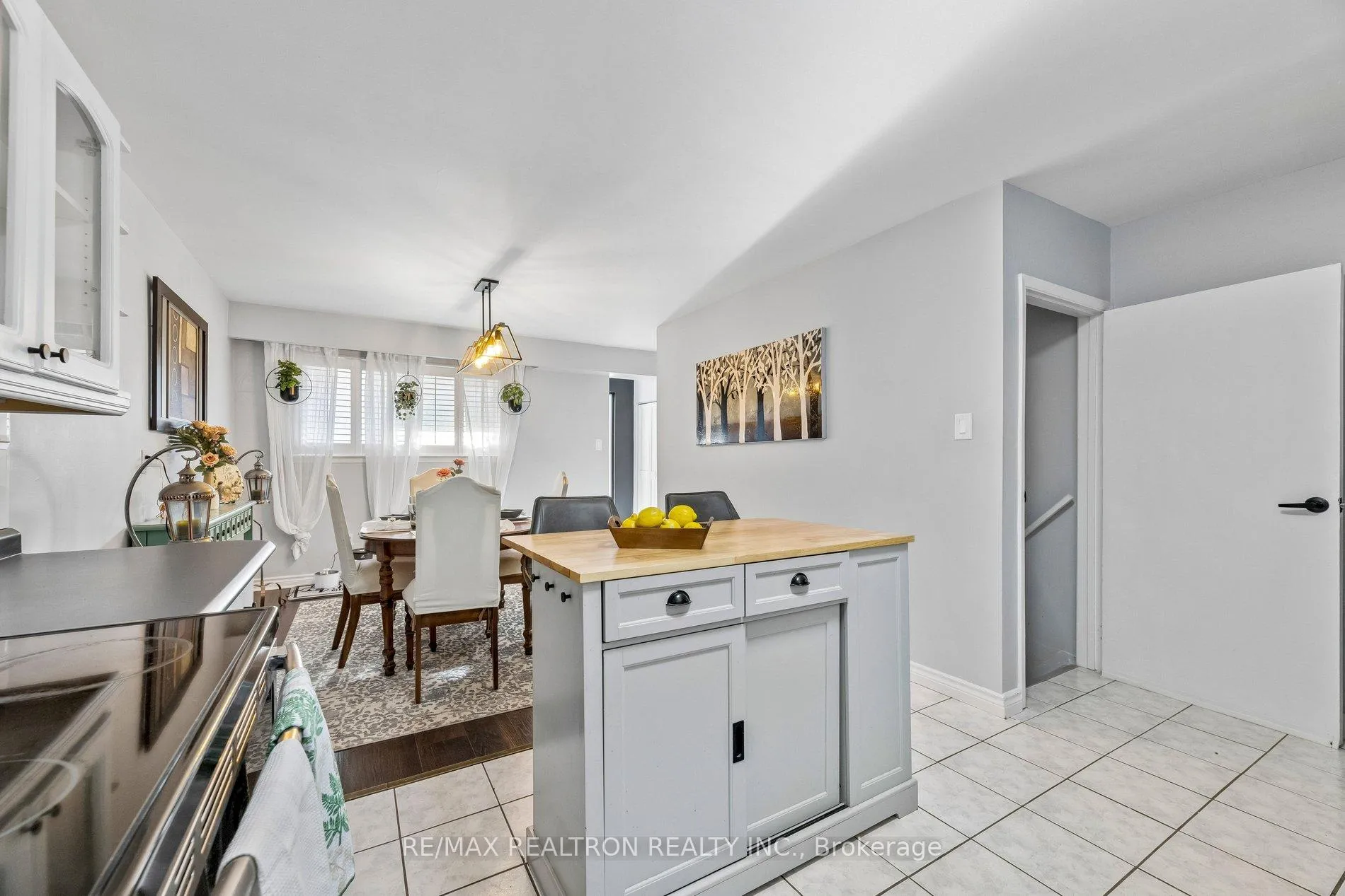 Photo 22 of Unit 79, 925 Bayly Street W, Pickering, West Shore — HOMEH