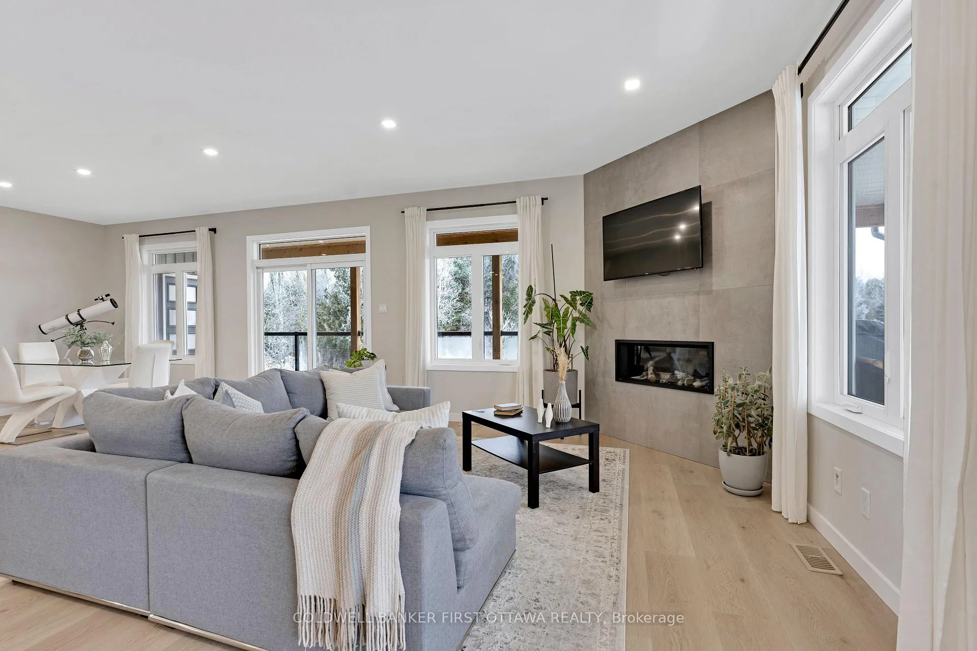 Photo 6 of 462 Althorpe Road, Tay Valley, Bathurst/Burgess & Sherbrooke (Bathurst) Twp — HOMEH