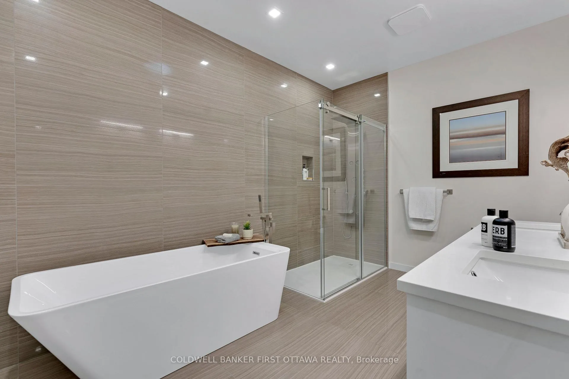 Photo 18 of 462 Althorpe Road, Tay Valley, Bathurst/Burgess & Sherbrooke (Bathurst) Twp — HOMEH