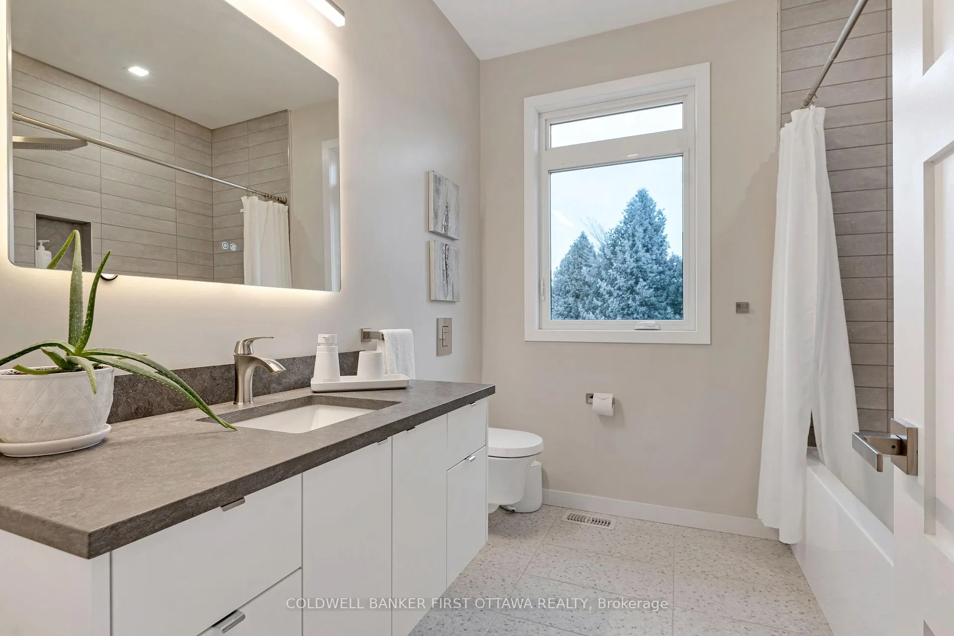 Photo 22 of 462 Althorpe Road, Tay Valley, Bathurst/Burgess & Sherbrooke (Bathurst) Twp — HOMEH