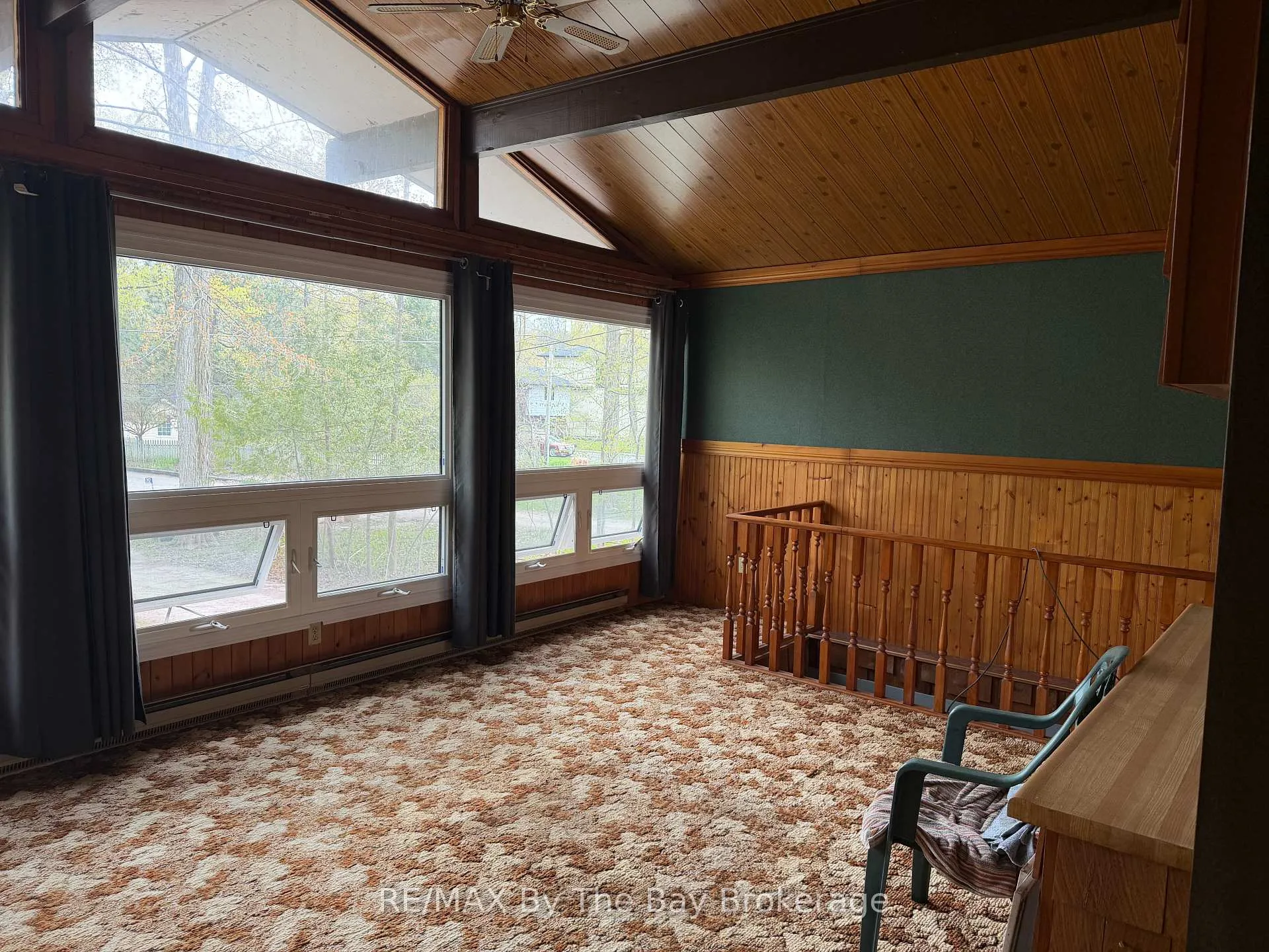 Photo 4 of 288 Knox Road E, Wasaga Beach — HOMEH
