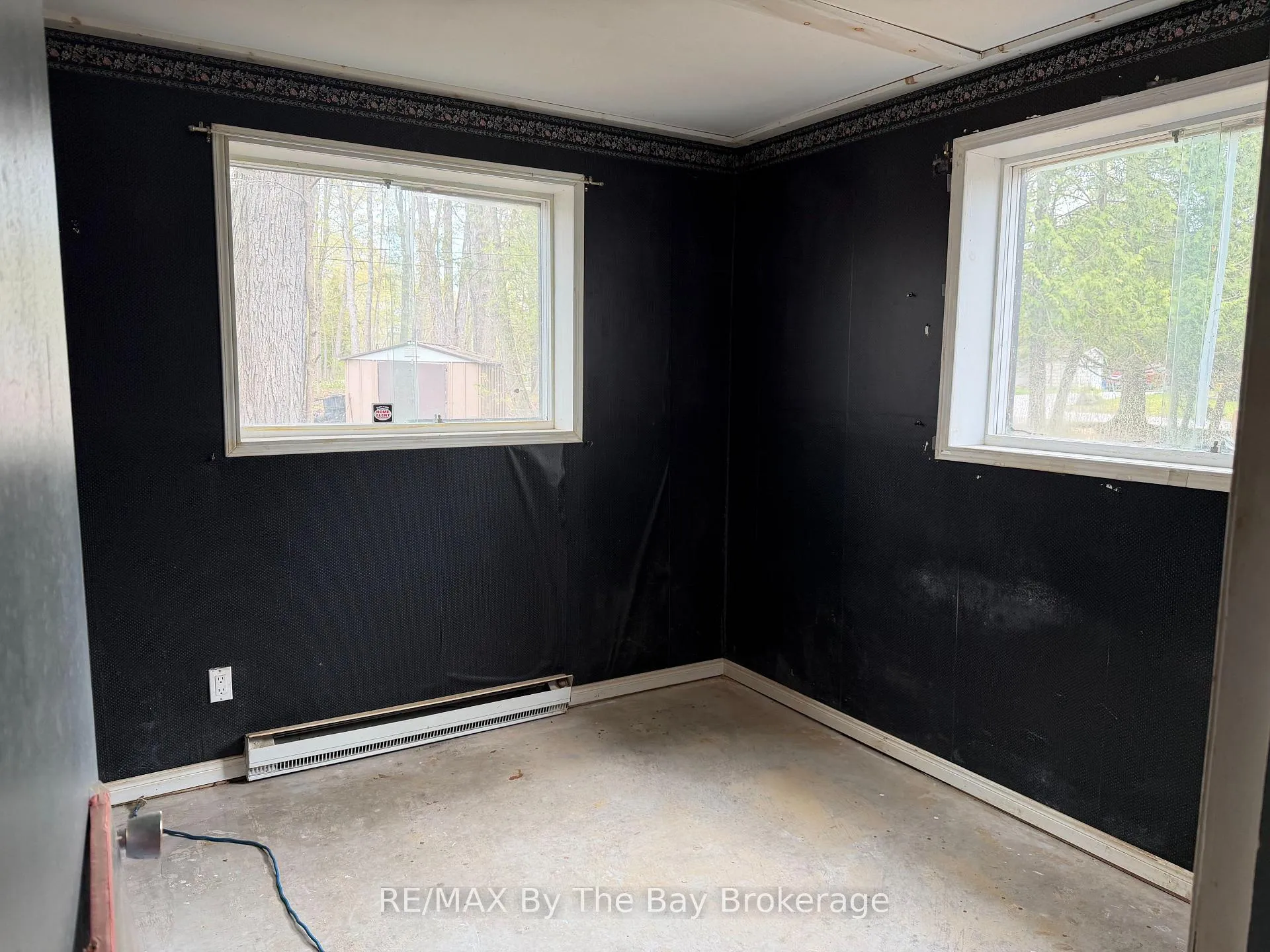 Photo 12 of 288 Knox Road E, Wasaga Beach — HOMEH