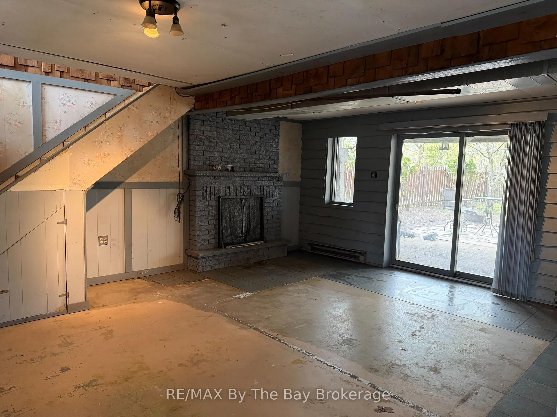 Photo 14 of 288 Knox Road E, Wasaga Beach — HOMEH