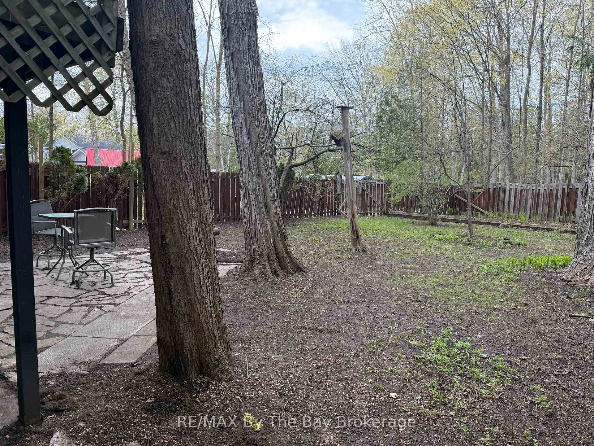 Photo 17 of 288 Knox Road E, Wasaga Beach — HOMEH