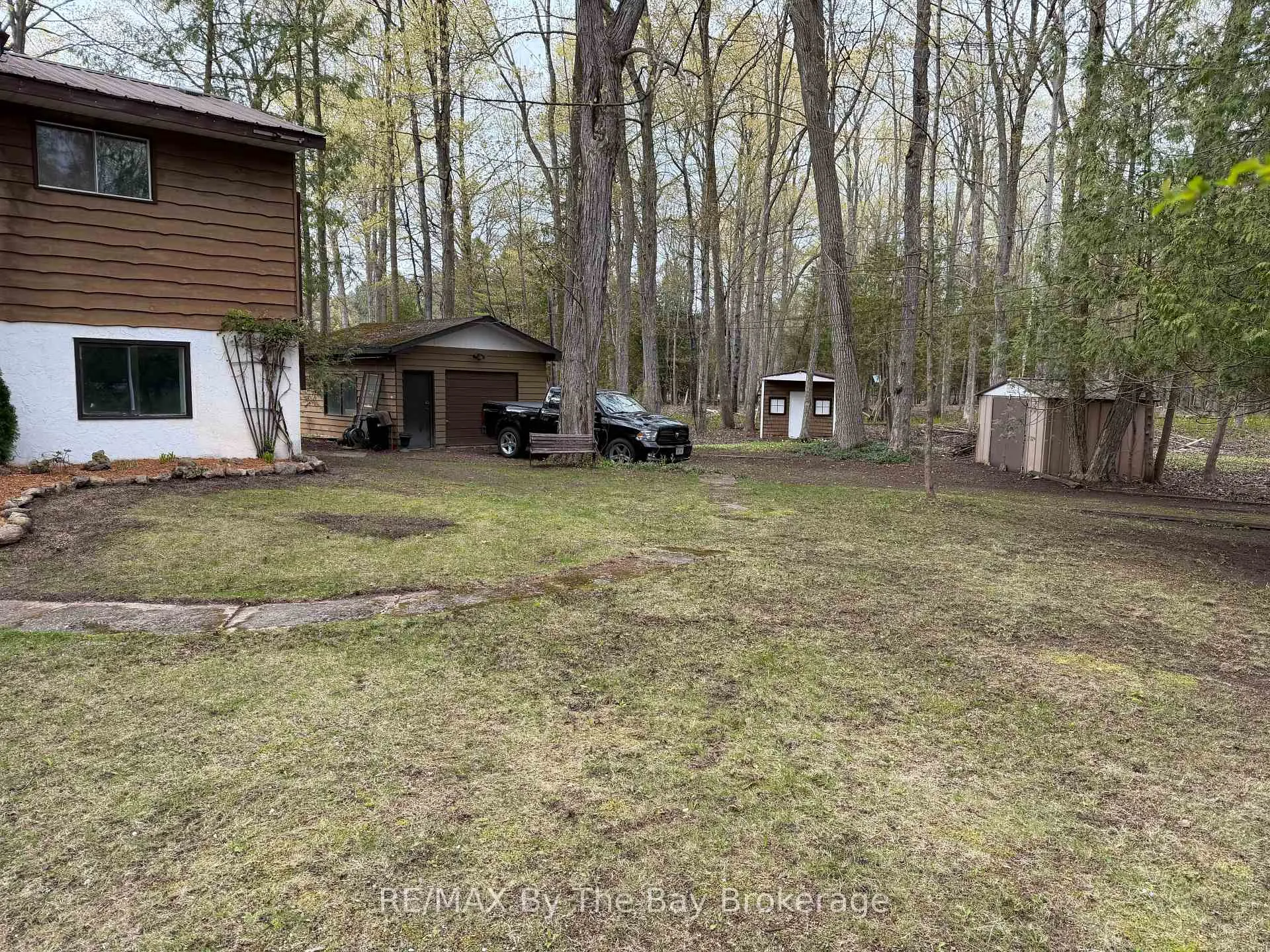 Photo 21 of 288 Knox Road E, Wasaga Beach — HOMEH