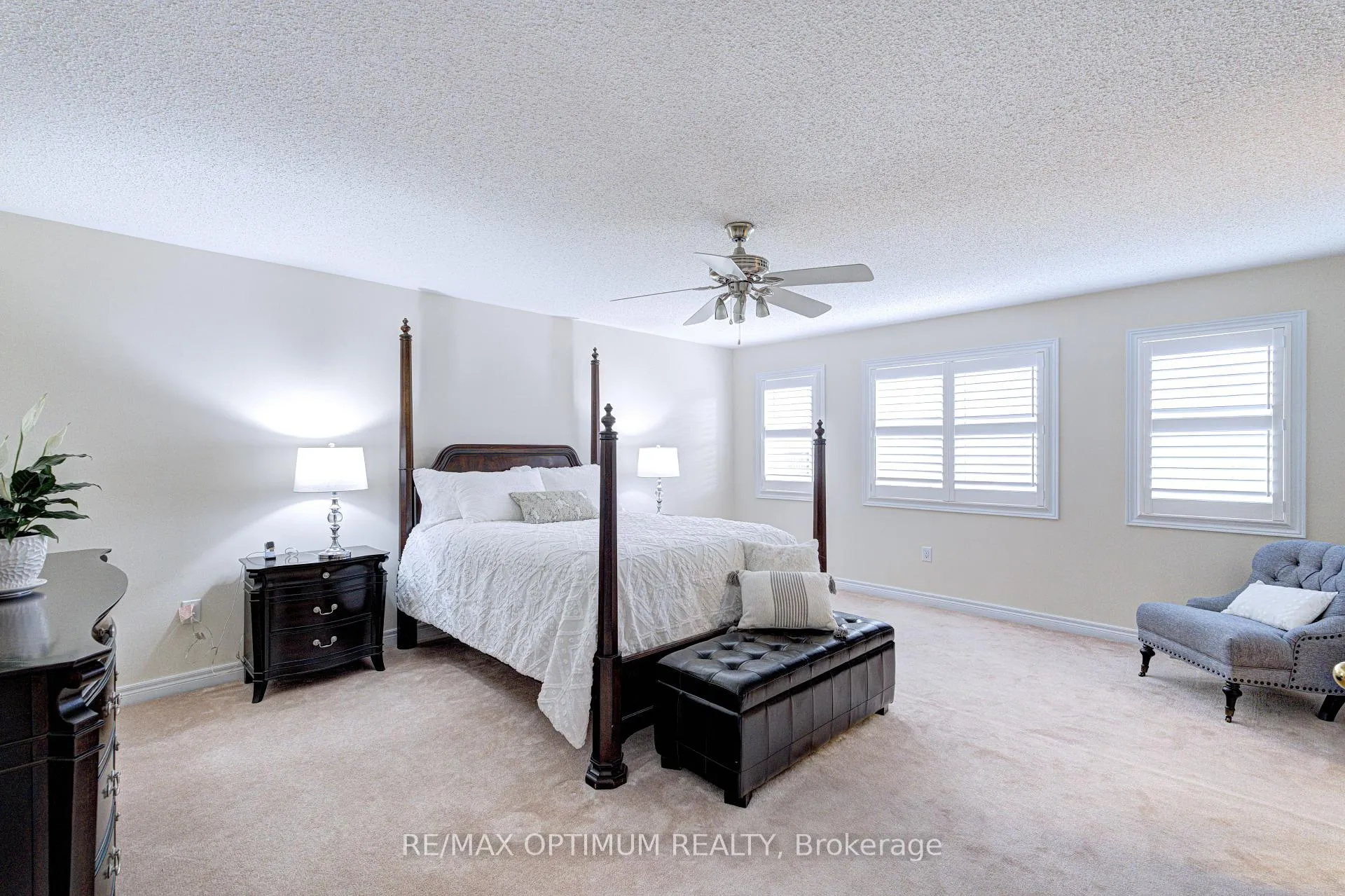Photo 19 of 30 Sorbonne Drive, Brampton, Vales of Castlemore North — HOMEH