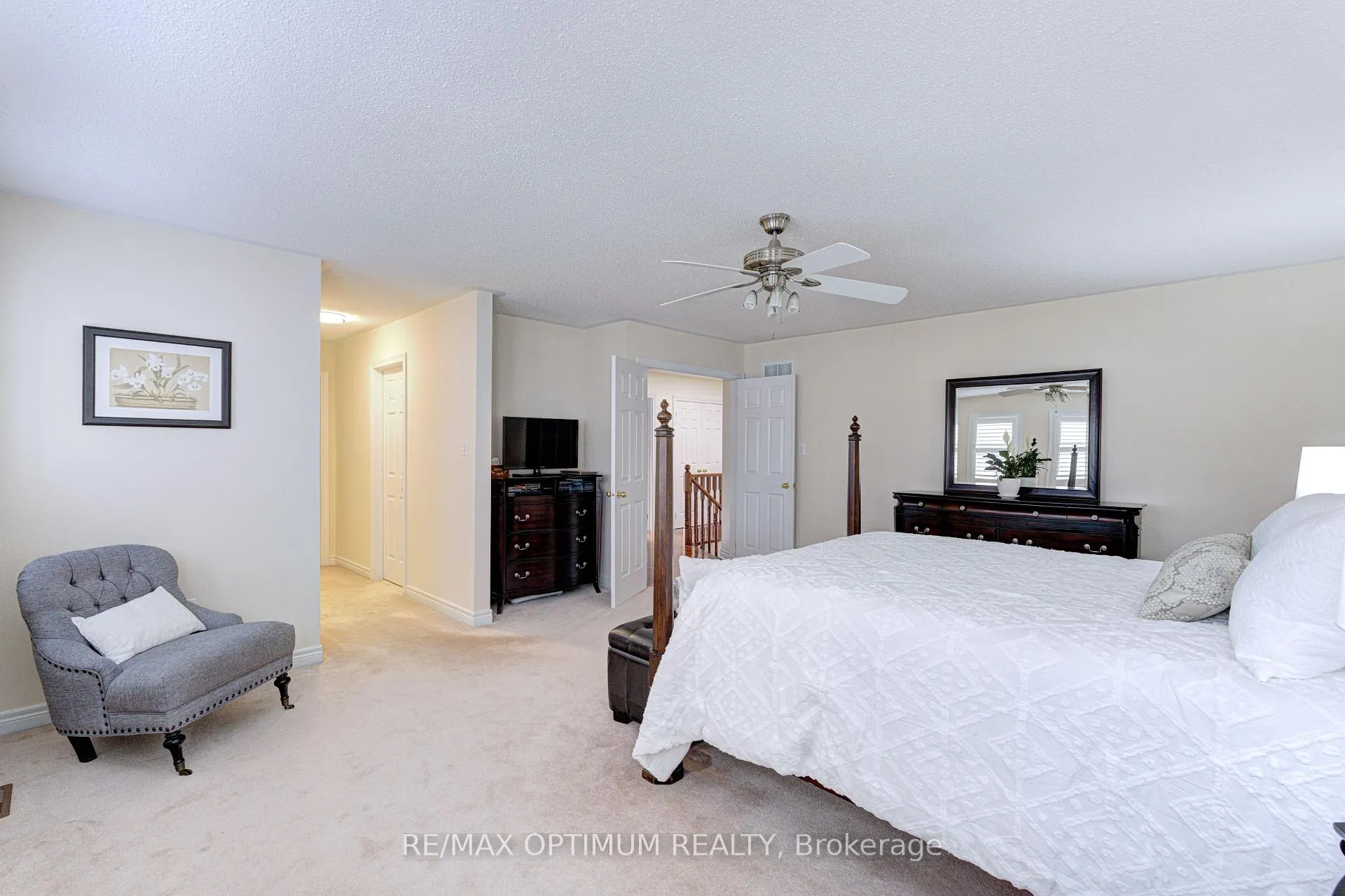 Photo 20 of 30 Sorbonne Drive, Brampton, Vales of Castlemore North — HOMEH