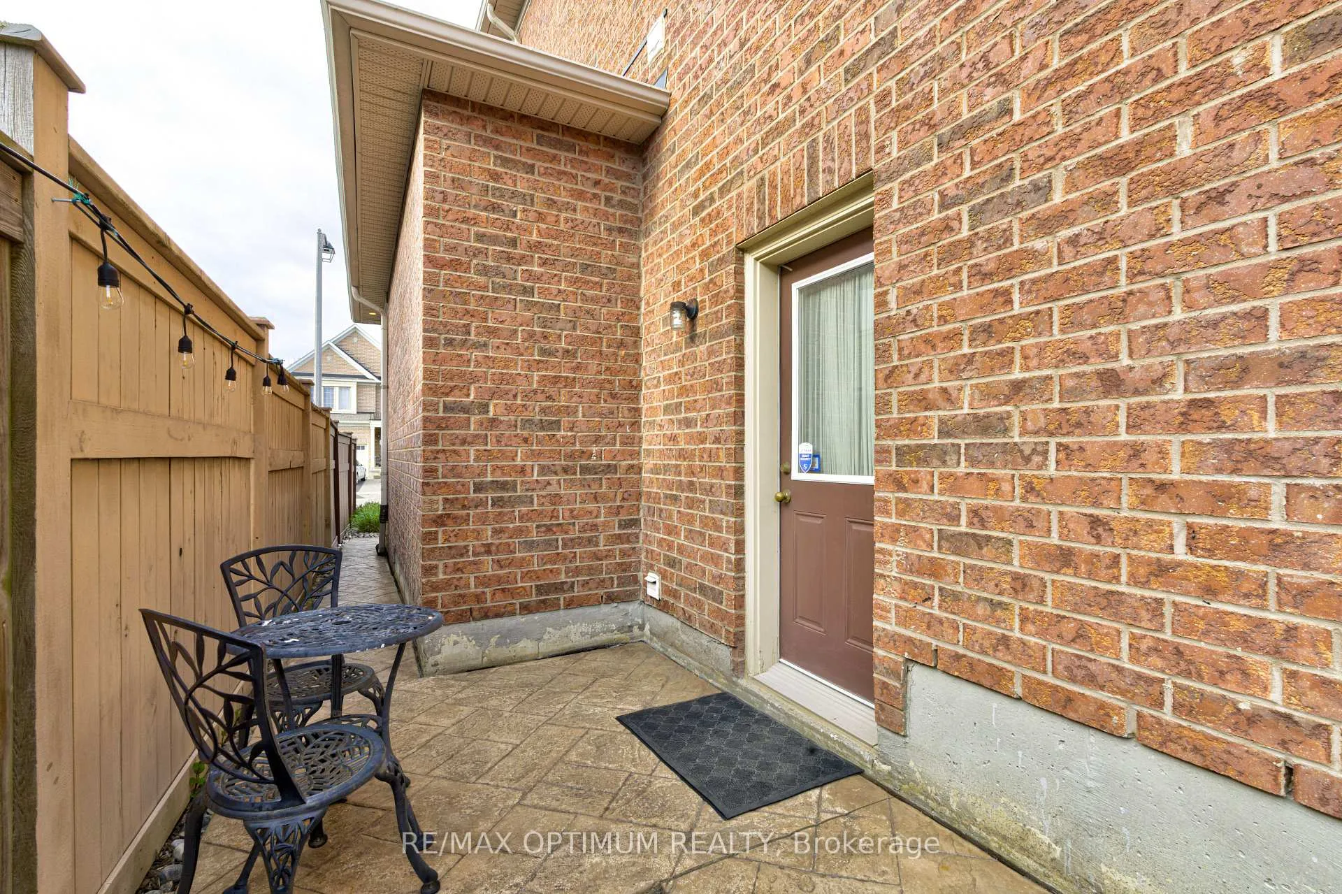 Photo 45 of 30 Sorbonne Drive, Brampton, Vales of Castlemore North — HOMEH