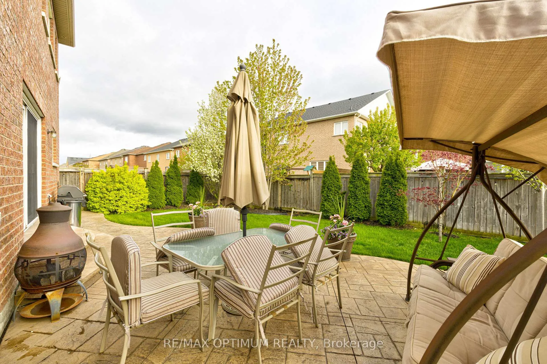 Photo 47 of 30 Sorbonne Drive, Brampton, Vales of Castlemore North — HOMEH