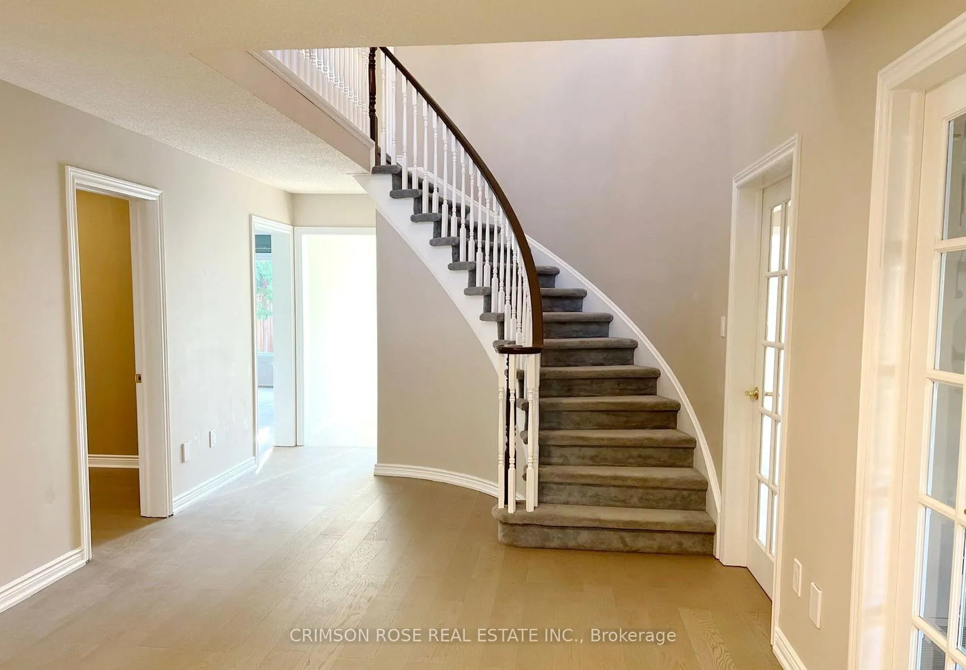 Photo 3 of 2037 Schoolmaster Circle, Oakville, Glen Abbey — HOMEH