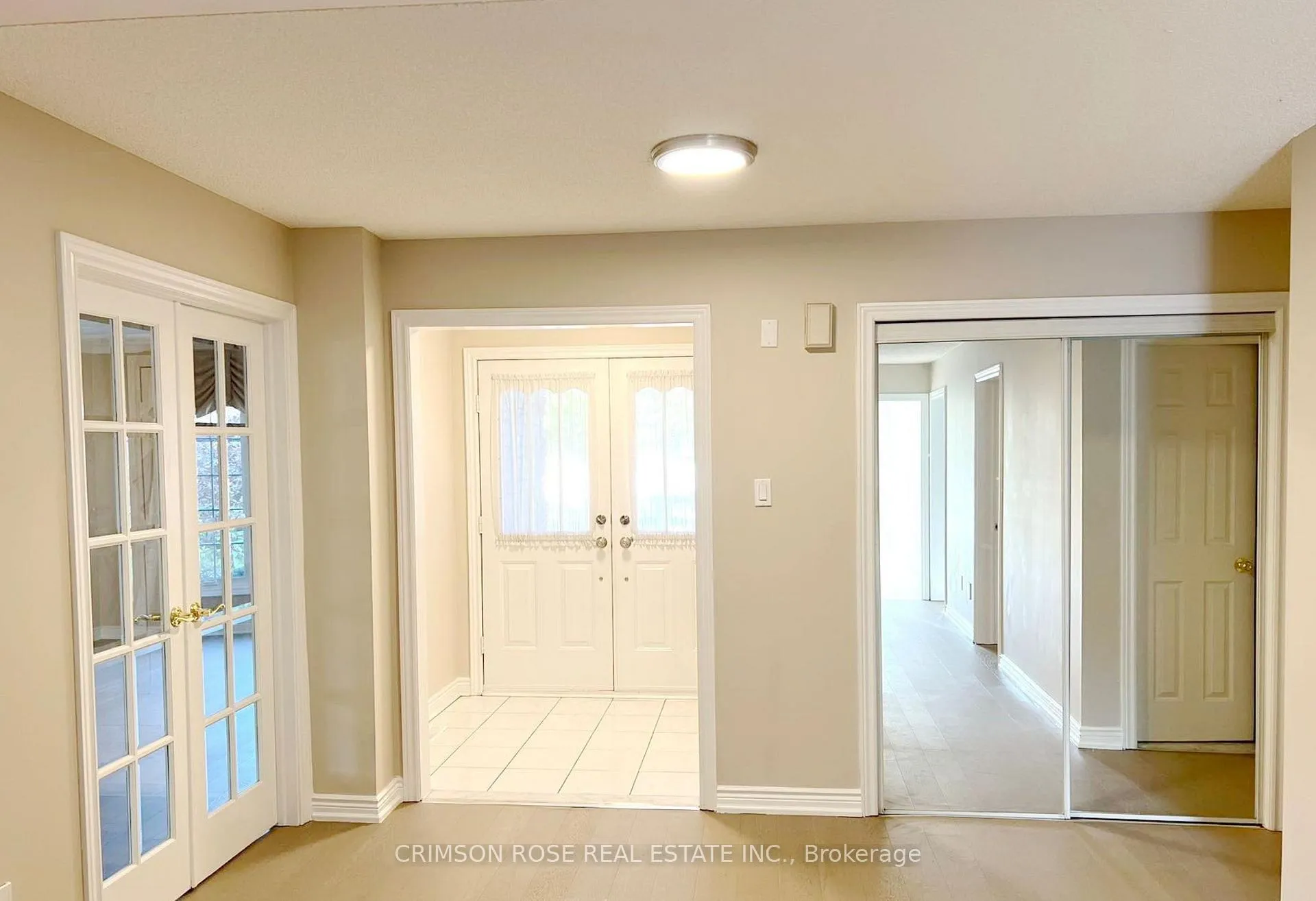 Photo 4 of 2037 Schoolmaster Circle, Oakville, Glen Abbey — HOMEH